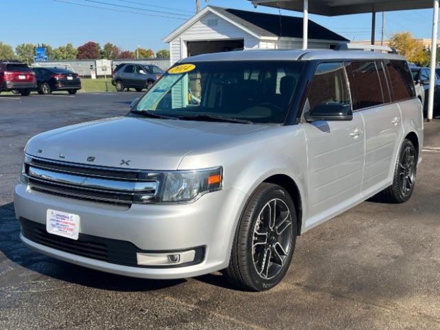 2014 Ingot Silver Metallic Ford Flex SEL FWD (2FMGK5C88EB) with an 3.5L V6 DOHC 24V engine, 6-Speed Automatic Overdrive transmission, located at 880 E. National Road, Vandalia, OH, 45377, (937) 908-9800, 39.891918, -84.183594 - Photo#2