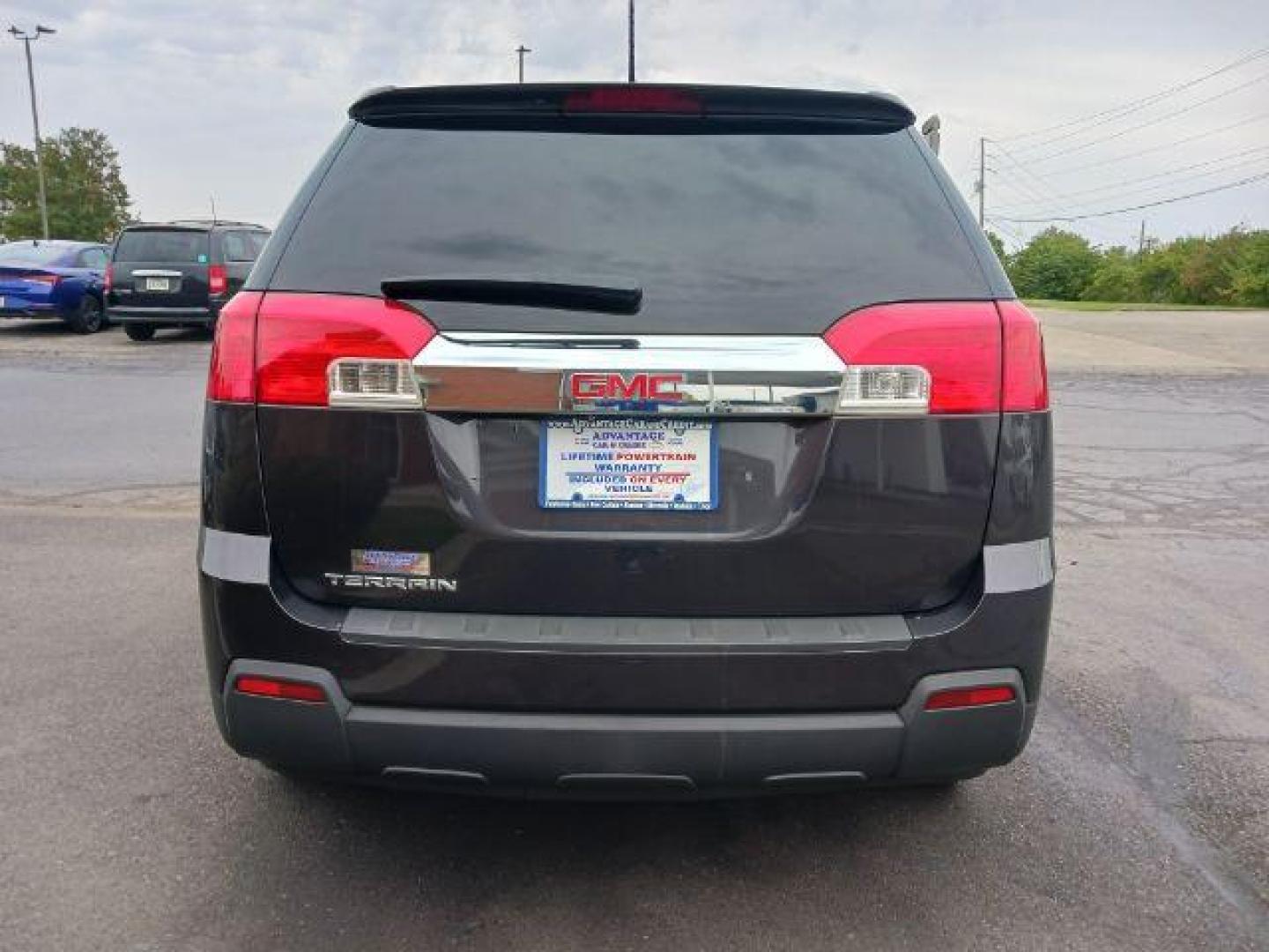 2014 Ashen Gray Metallic GMC Terrain SLE1 FWD (2GKALMEK4E6) with an 2.4L L4 DOHC 16V FFV engine, 6-Speed Automatic transmission, located at 1184 Kauffman Ave, Fairborn, OH, 45324, (937) 908-9800, 39.807072, -84.030914 - Photo#5