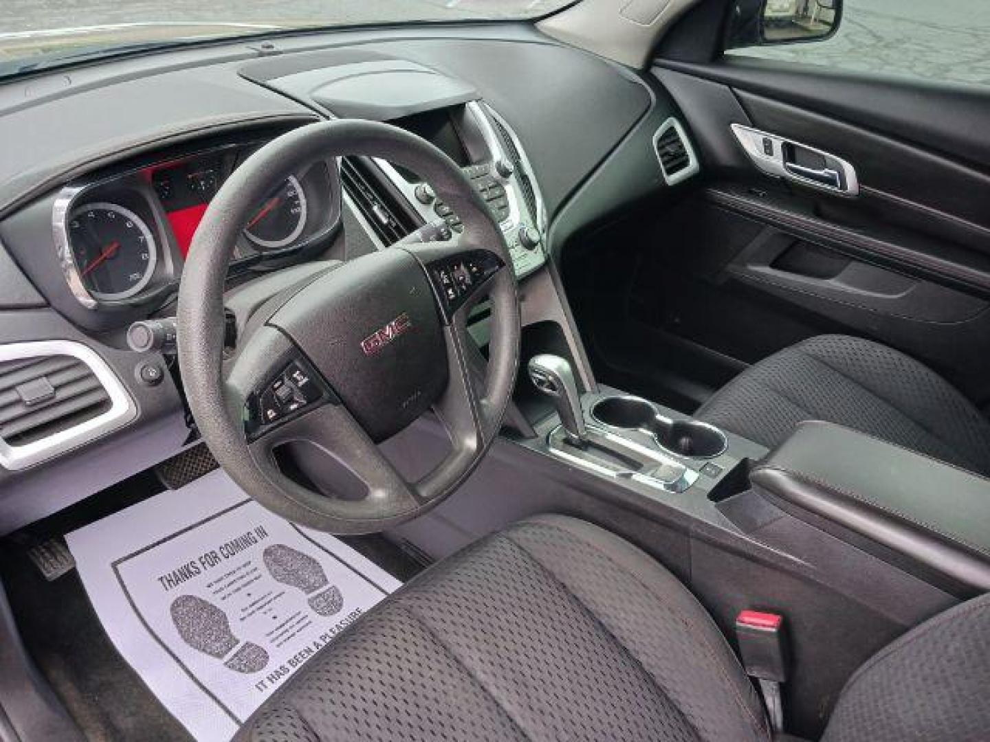 2014 Ashen Gray Metallic GMC Terrain SLE1 FWD (2GKALMEK4E6) with an 2.4L L4 DOHC 16V FFV engine, 6-Speed Automatic transmission, located at 1184 Kauffman Ave, Fairborn, OH, 45324, (937) 908-9800, 39.807072, -84.030914 - Photo#6