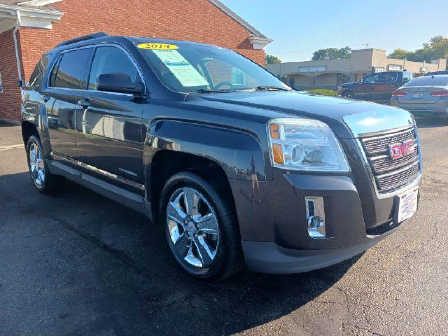 2014 Ashen Gray Metallic GMC Terrain SLT1 AWD (2GKFLXEK2E6) with an 2.4L L4 DOHC 16V FFV engine, 6-Speed Automatic transmission, located at 4508 South Dixie Dr, Moraine, OH, 45439, (937) 908-9800, 39.689976, -84.218452 - Photo#0