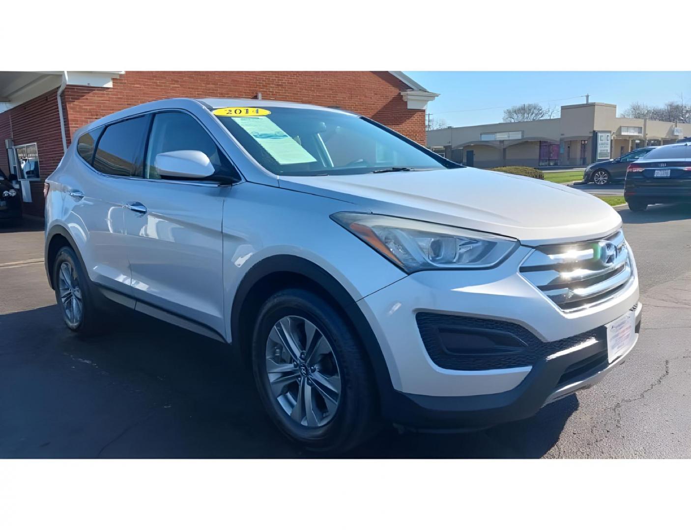 2014 Hyundai Santa Fe Sport 2.4 FWD (5XYZT3LB5EG) with an 2.4L L4 DOHC 16V engine, 6-Speed Automatic transmission, located at 8750 N County Rd 25A, Piqua, OH, 45356, (937) 908-9800, 40.164391, -84.232513 - 2014 Hyundai Santa Fe Sport 2.4 FWD - Photo#5