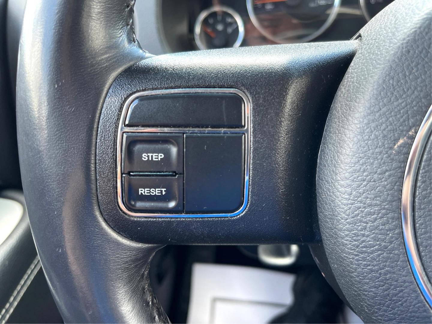 2014 Bright White Clearcoat Jeep Compass Latitude 4WD (1C4NJDEB8ED) with an 2.4L L4 DOHC 16V engine, Continuously Variable Transmission transmission, located at 1099 N County Rd 25A, Troy, OH, 45373, (937) 908-9800, 40.057079, -84.212883 - Photo#14