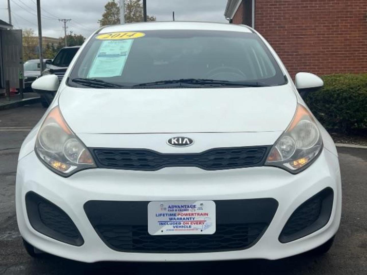 2014 Clear White Kia Rio5 LX (KNADM5A31E6) with an 1.6L L4 DOHC 16V engine, located at 880 E. National Road, Vandalia, OH, 45377, (937) 908-9800, 39.891918, -84.183594 - Photo#1