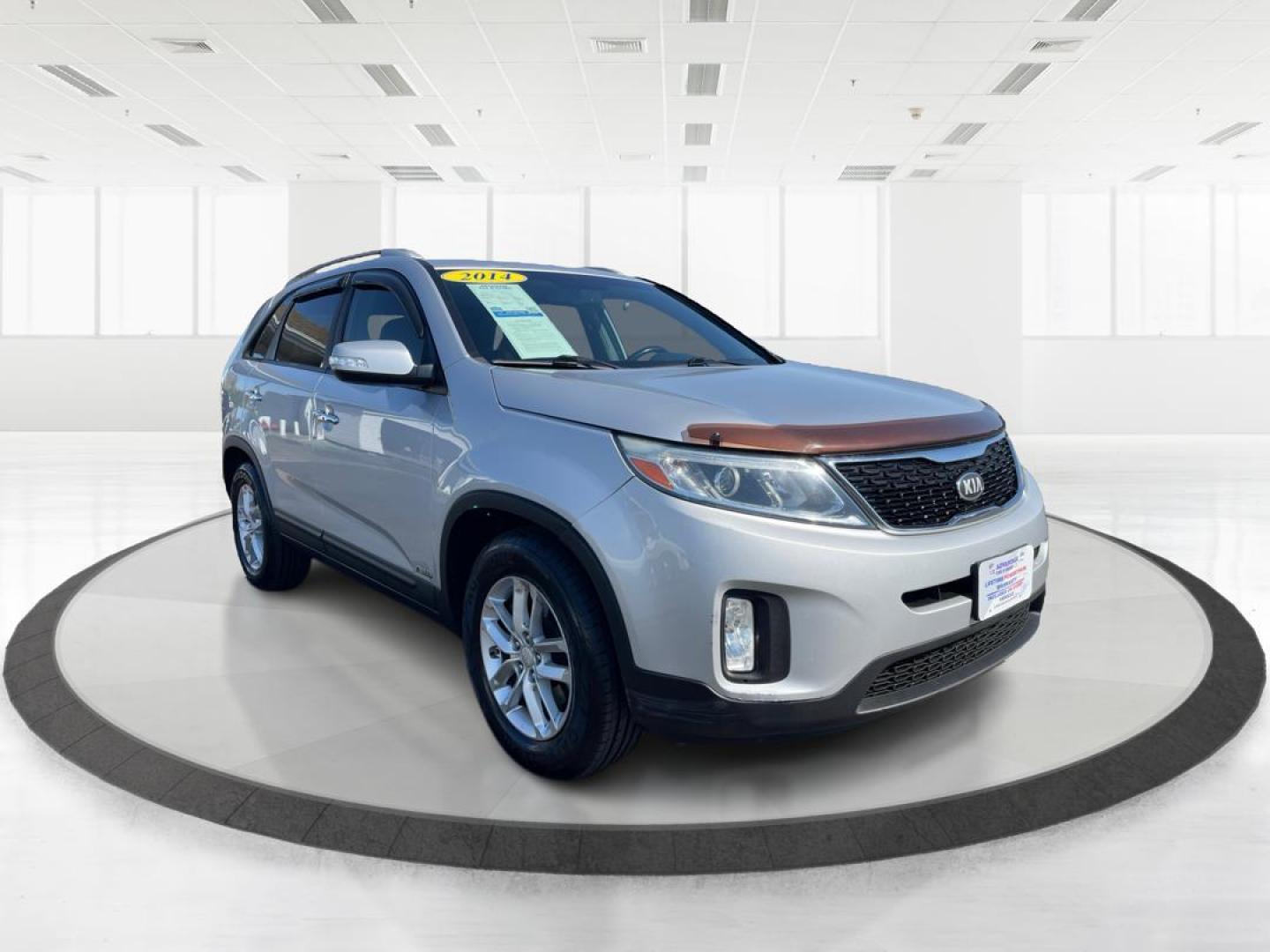 2014 Silver Kia Sorento LX AWD (5XYKTCA69EG) with an 2.4L L4 DOHC 16V engine, 6-Speed Automatic transmission, located at 880 E. National Road, Vandalia, OH, 45377, (937) 908-9800, 39.891918, -84.183594 - Photo#0