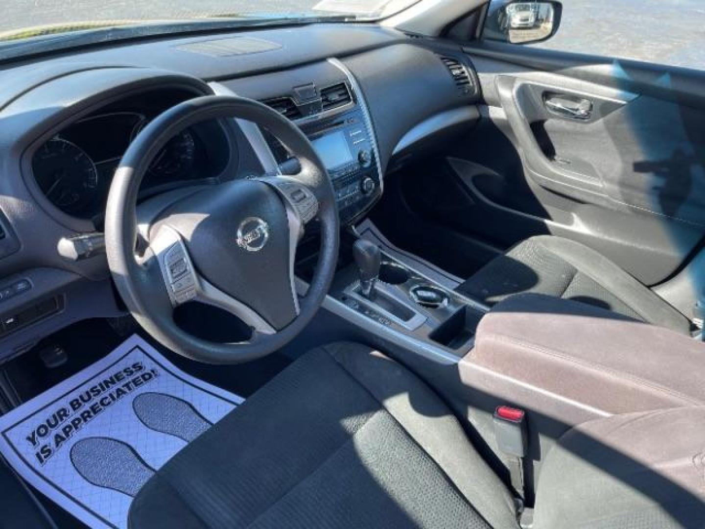 2014 Super Black Nissan Altima 2.5 S (1N4AL3AP9EC) with an 2.5L L4 DOHC 16V engine, Continuously Variable Transmission transmission, located at 880 E. National Road, Vandalia, OH, 45377, (937) 908-9800, 39.891918, -84.183594 - Photo#6