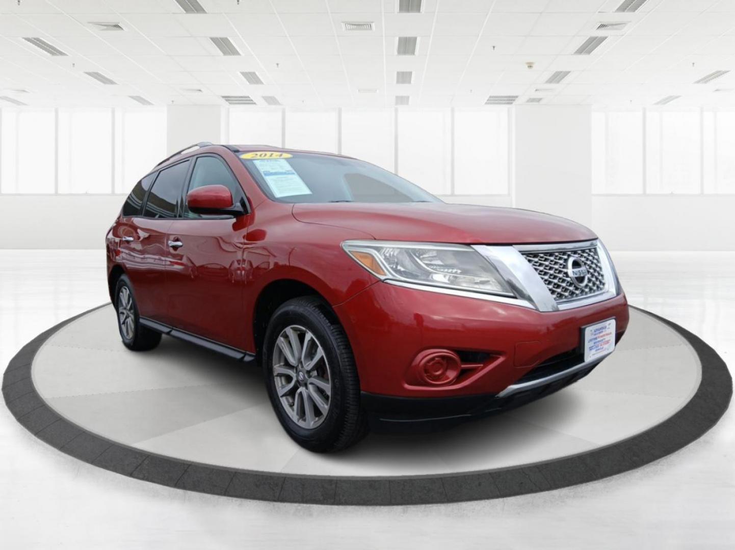 2014 Nissan Pathfinder SV 4WD (5N1AR2MMXEC) with an 3.5L V6 DOHC 24V engine, Continuously Variable Transmission transmission, located at 1099 N County Rd 25A, Troy, OH, 45373, (937) 908-9800, 40.057079, -84.212883 - Third Row - Photo#0