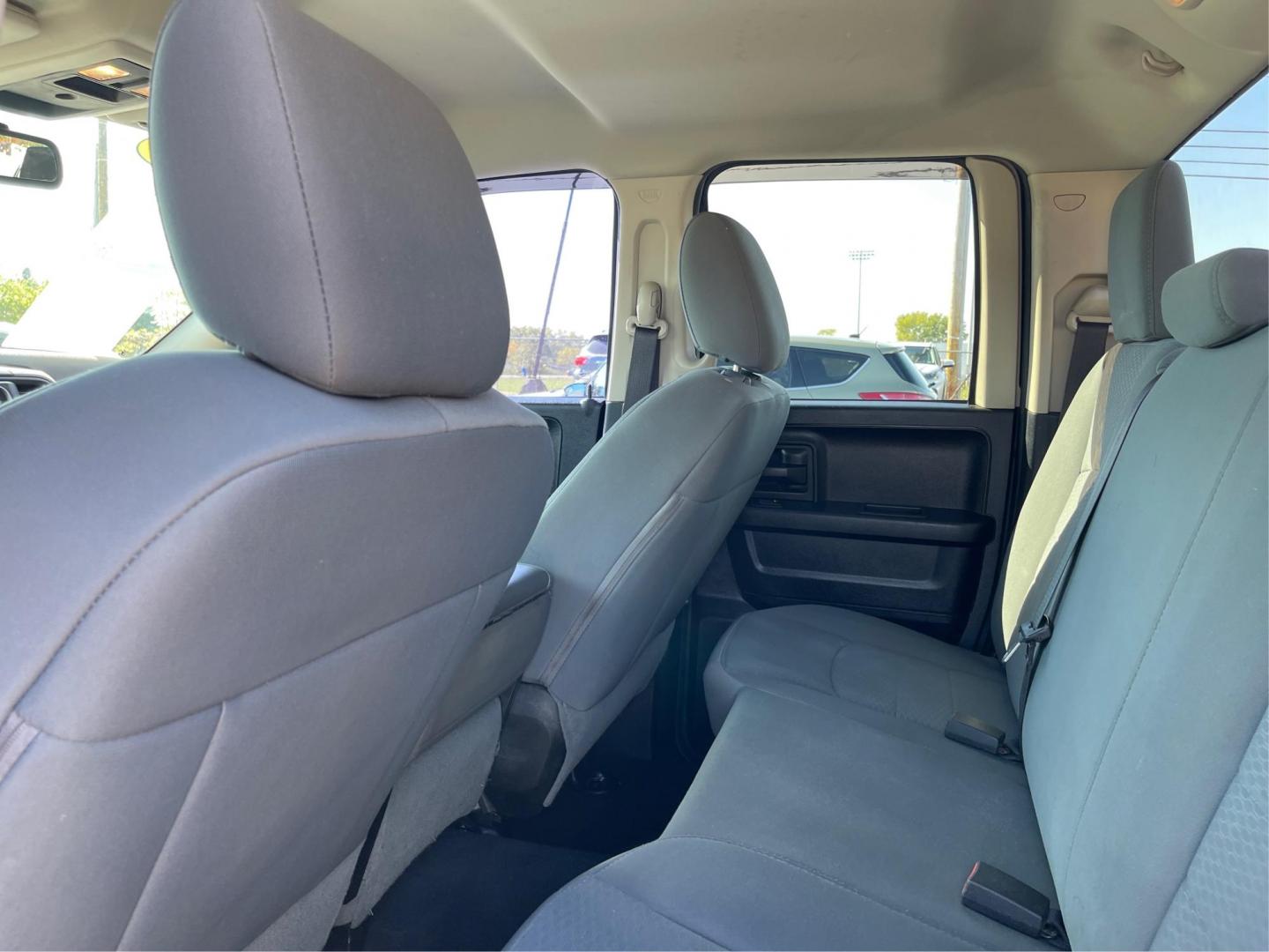 2014 Black Clearcoat RAM 1500 Tradesman Quad Cab 4WD (1C6RR7FT4ES) with an 5.7L V8 OHV 16V engine, 6-Speed Automatic transmission, located at 1230 East Main St, Xenia, OH, 45385, (937) 908-9800, 39.688026, -83.910172 - Photo#9