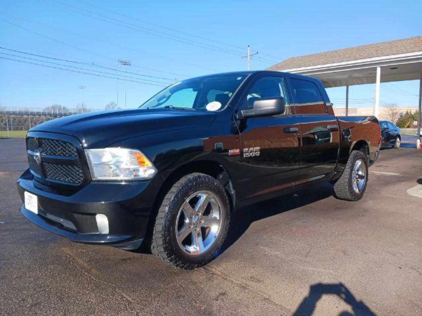 2014 Black Clearcoat RAM 1500 Tradesman Crew Cab SWB 4WD (1C6RR7KT3ES) with an 5.7L V8 OHV 16V engine, 8-Speed Automatic transmission, located at 880 E. National Road, Vandalia, OH, 45377, (937) 908-9800, 39.891918, -84.183594 - Photo#2