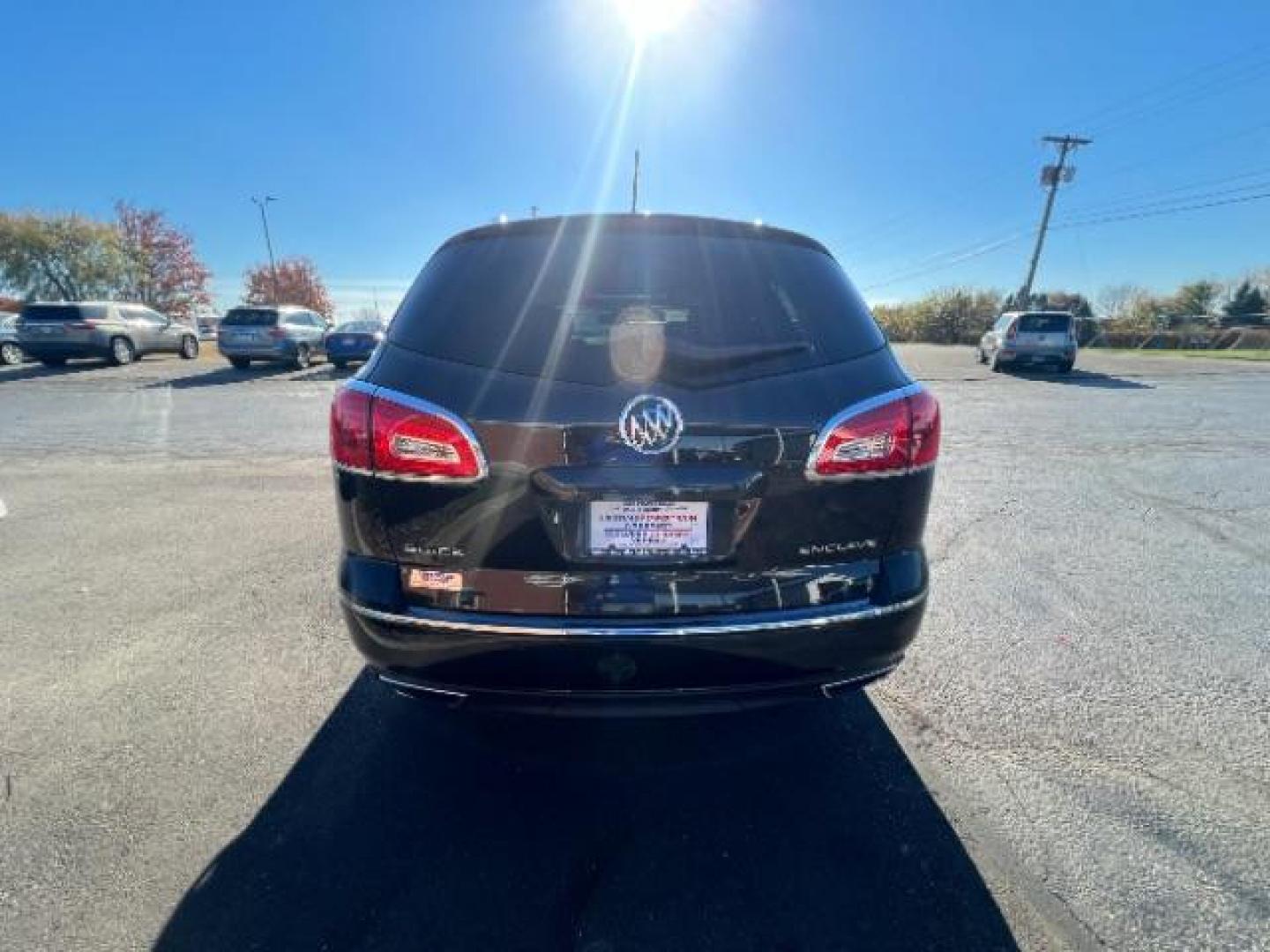 2015 Carbon Black Metallic Buick Enclave Premium FWD (5GAKRCKD4FJ) with an 3.6L V6 DOHC 24V engine, 6-Speed Automatic Overdrive transmission, located at 1951 S Dayton Lakeview Rd., New Carlisle, OH, 45344, (937) 908-9800, 39.890999, -84.050255 - Photo#4