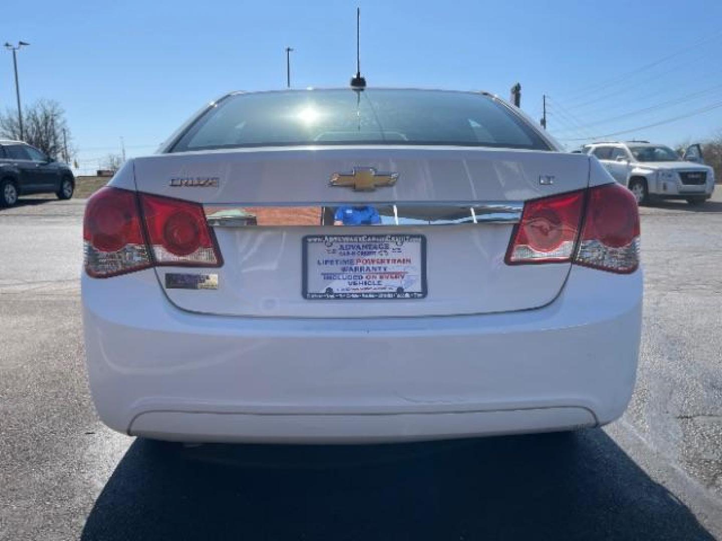 2015 Summit White Chevrolet Cruze 1LT Auto (1G1PC5SB0F7) with an 1.4L L4 DOHC 16V TURBO engine, 6-Speed Automatic transmission, located at 1951 S Dayton Lakeview Rd., New Carlisle, OH, 45344, (937) 908-9800, 39.890999, -84.050255 - Photo#5