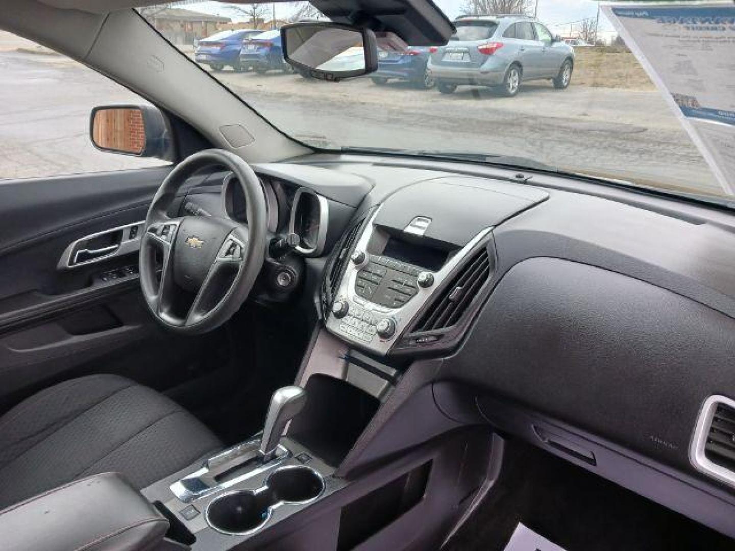 2015 Black Chevrolet Equinox LS 2WD (2GNALAEK7F1) with an 2.4L L4 DOHC 16V FFV engine, 6-Speed Automatic transmission, located at 4508 South Dixie Dr, Moraine, OH, 45439, (937) 908-9800, 39.689976, -84.218452 - Photo#8