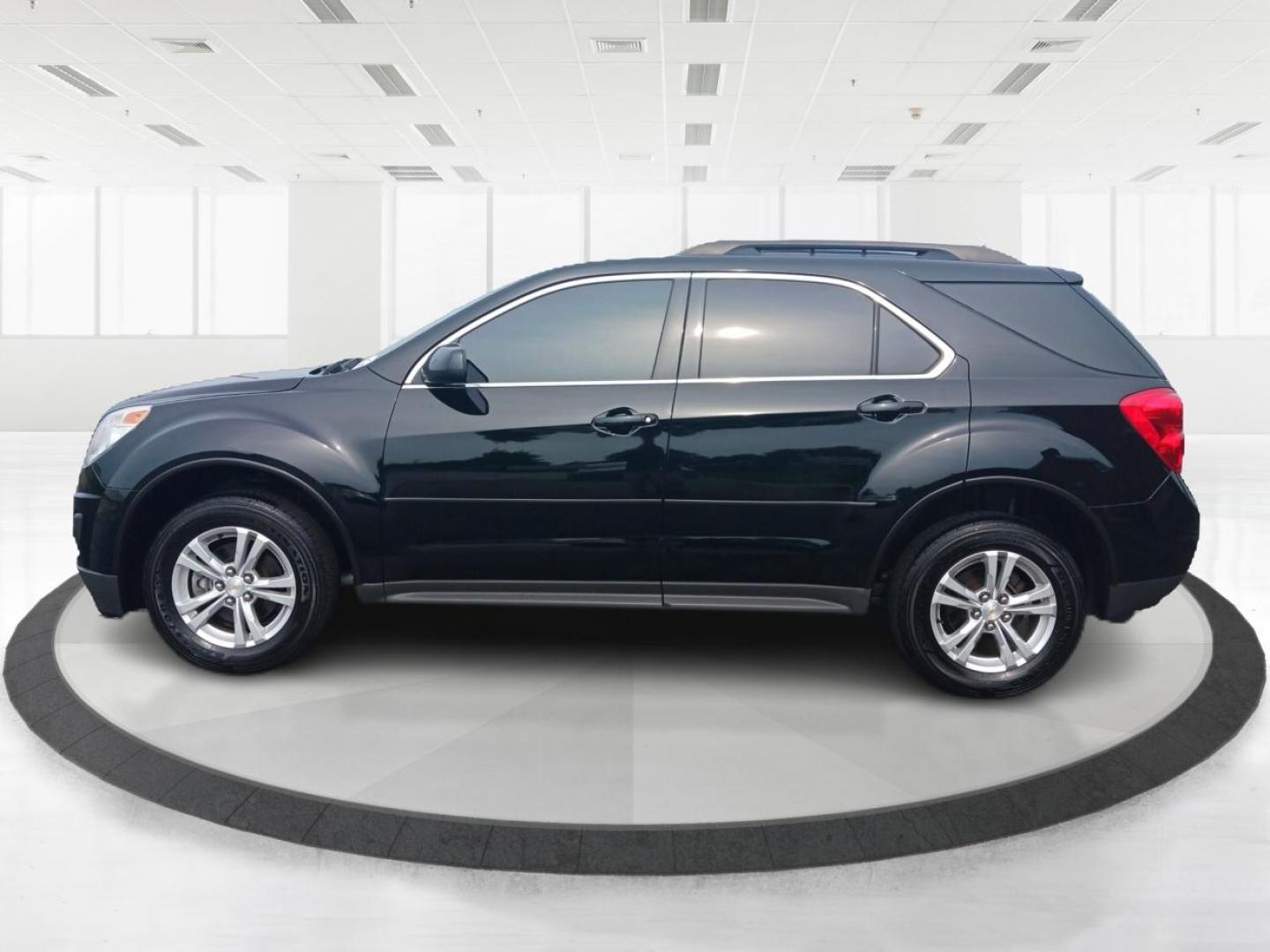 2015 Black Chevrolet Equinox 1LT 2WD (2GNALBEK4F1) with an 2.4L L4 DOHC 16V FFV engine, 6-Speed Automatic transmission, located at 4508 South Dixie Dr, Moraine, OH, 45439, (937) 908-9800, 39.689976, -84.218452 - Photo#5