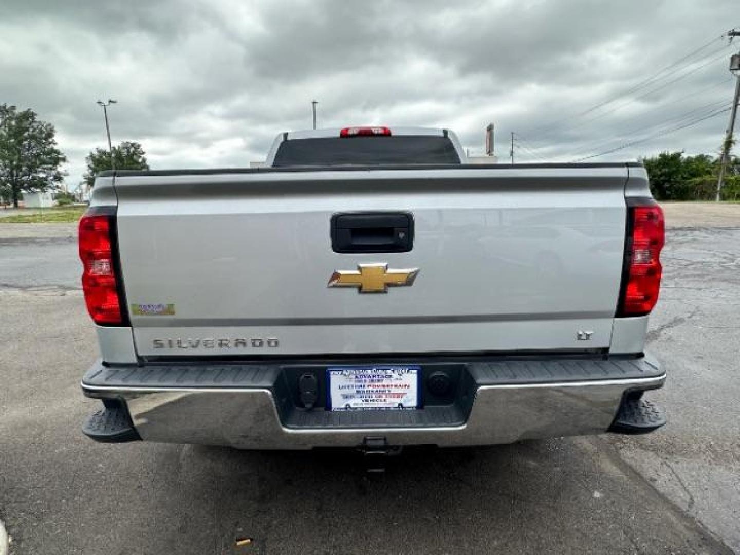 2015 Silver Chevrolet Silverado 1500 LT Double Cab 4WD (1GCVKREC6FZ) with an 5.3L V8 OHV 16V engine, 6-Speed Automatic transmission, located at 1099 N County Rd 25A, Troy, OH, 45373, (937) 908-9800, 40.057079, -84.212883 - Photo#4