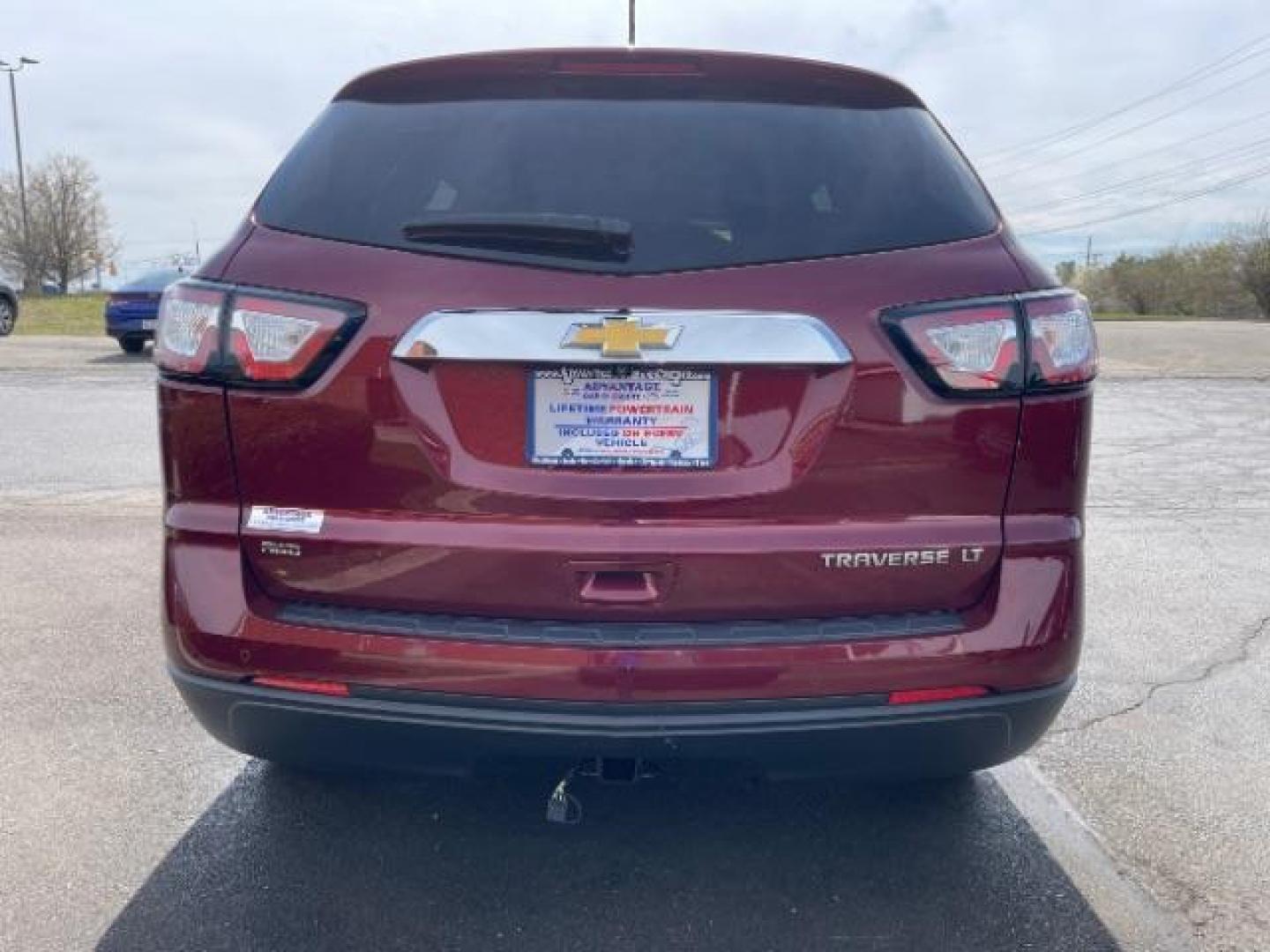 2015 Siren Red Tintcoat Chevrolet Traverse 2LT AWD (1GNKVHKD7FJ) with an 3.6L V6 DOHC 24V engine, 6-Speed Automatic transmission, located at 1099 N County Rd 25A, Troy, OH, 45373, (937) 908-9800, 40.057079, -84.212883 - Photo#3