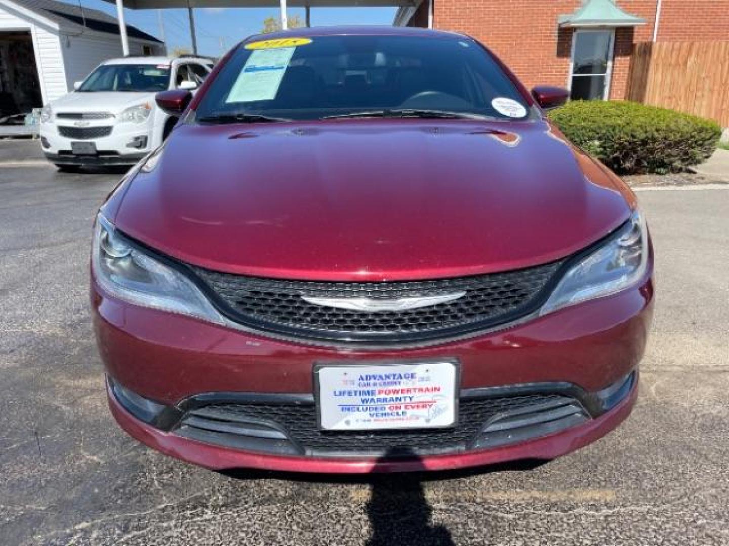 2015 Velvet Red Pearlcoat Chrysler 200 S (1C3CCCBB8FN) with an 2.4L L4 DOHC 16V engine, 9-Speed Automatic transmission, located at 1184 Kauffman Ave, Fairborn, OH, 45324, (937) 908-9800, 39.807072, -84.030914 - Photo#2