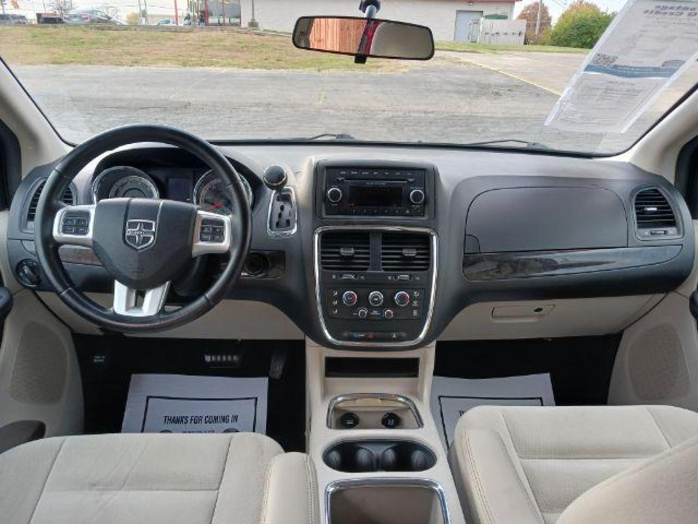 2015 Dp Cherry Red Crystal PC Dodge Grand Caravan SXT (2C4RDGCG1FR) with an 3.6L V6 DOHC 24V engine, 6-Speed Automatic transmission, located at 4508 South Dixie Dr, Moraine, OH, 45439, (937) 908-9800, 39.689976, -84.218452 - Photo#7