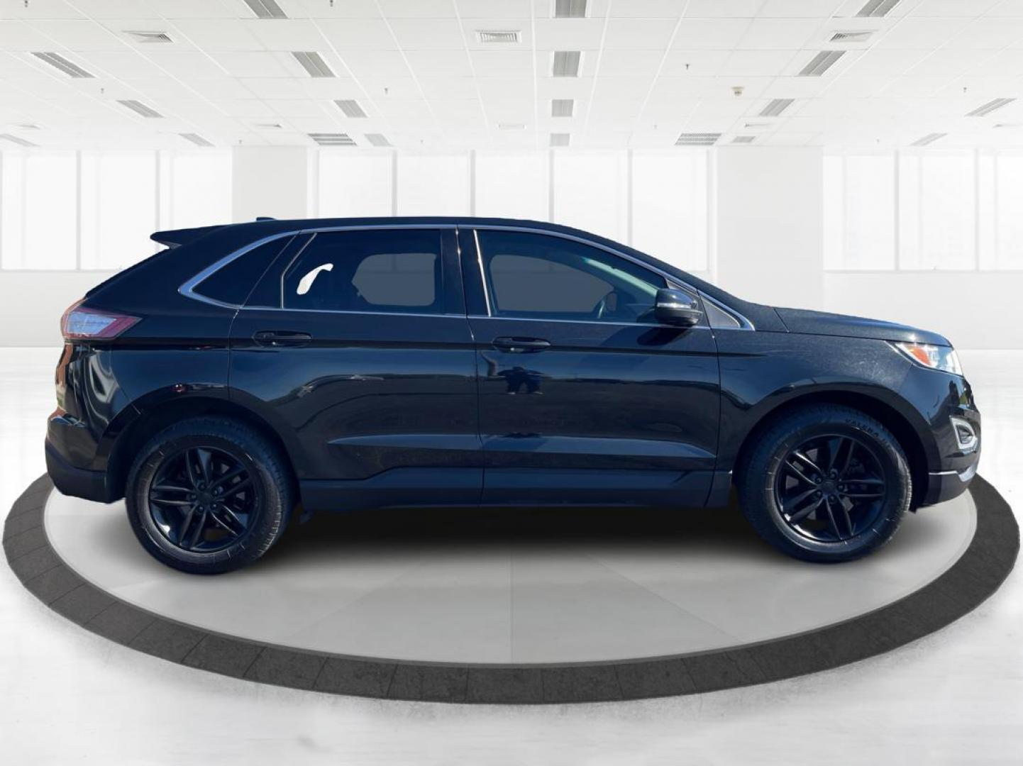 2015 Tuxedo Black Metallic Ford Edge SEL AWD (2FMTK4J86FB) with an 3.5L V6 DOHC 24V engine, 6-Speed Automatic transmission, located at 880 E. National Road, Vandalia, OH, 45377, (937) 908-9800, 39.891918, -84.183594 - Photo#1