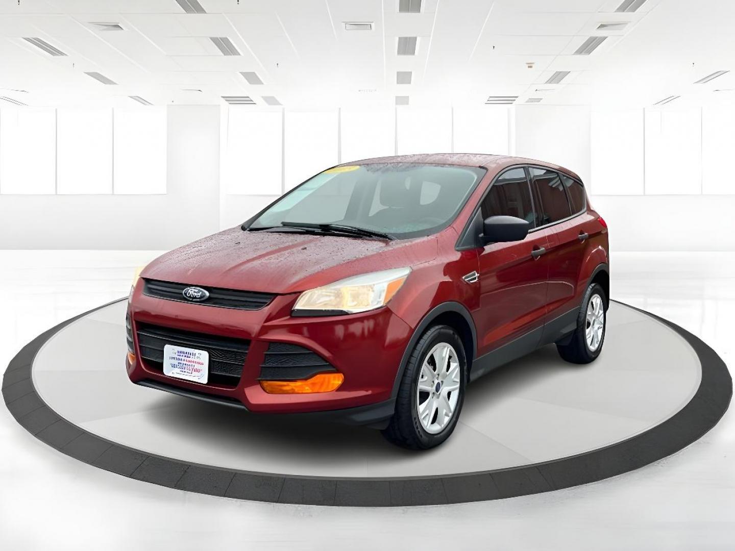 2015 Sunset Ford Escape (1FMCU0F74FU) with an 2.5L L4 DOHC 16V engine, 6-Speed Automatic transmission, located at 1099 N County Rd 25A, Troy, OH, 45373, (937) 908-9800, 40.057079, -84.212883 - Photo#4