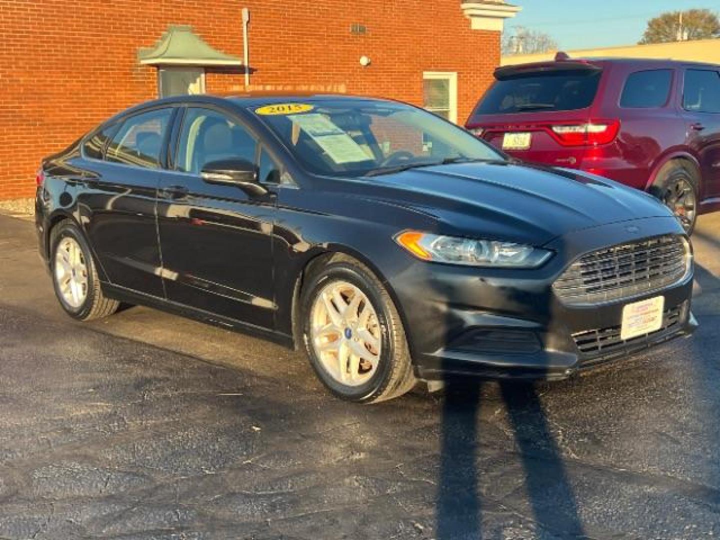 2015 Tuxedo Black Ford Fusion SE (3FA6P0H73FR) with an 2.5L L4 DOHC 16V engine, 6-Speed Automatic transmission, located at 1230 East Main St, Xenia, OH, 45385, (937) 908-9800, 39.688026, -83.910172 - Photo#0