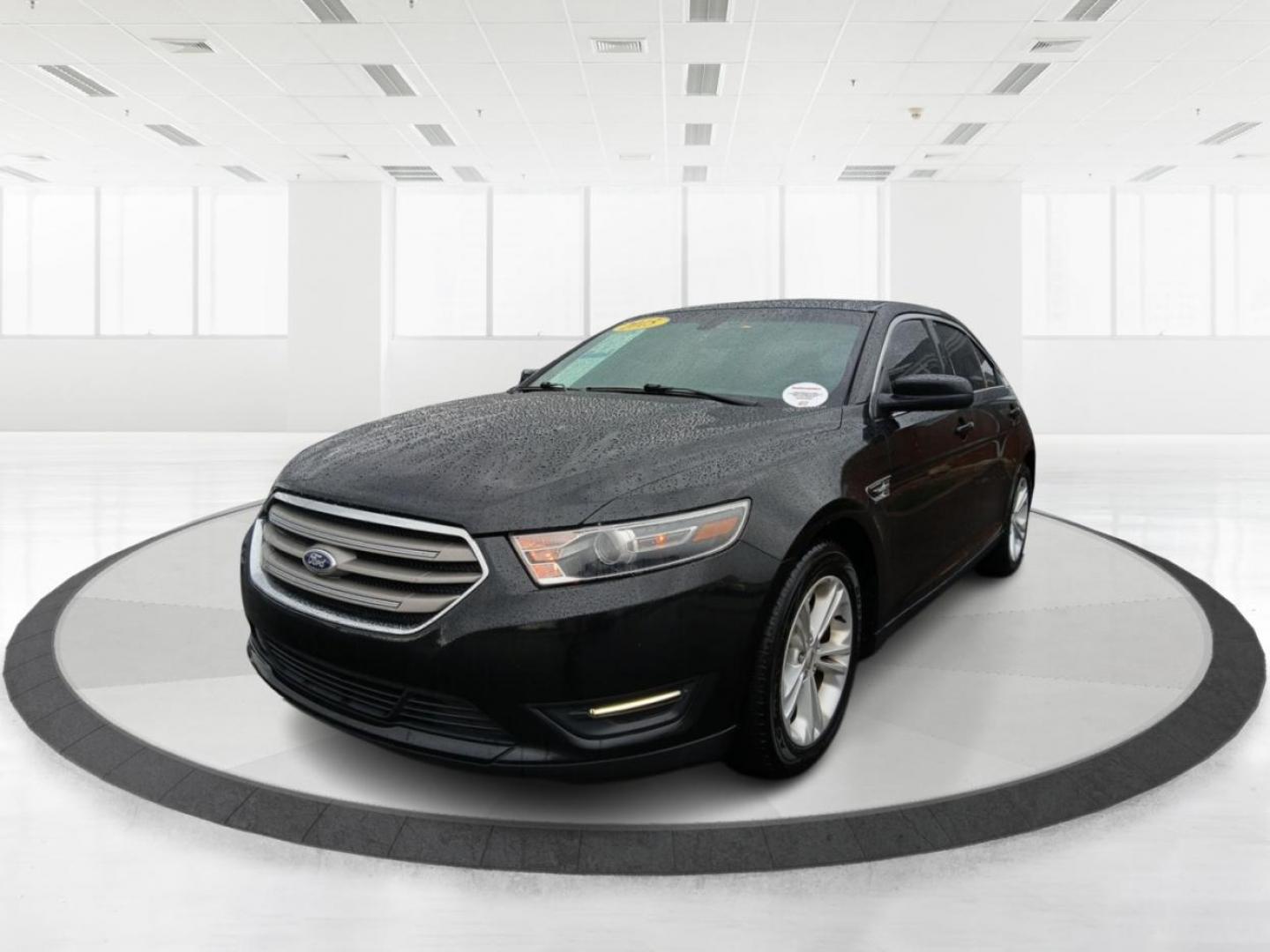 2015 Ford Taurus SEL FWD (1FAHP2E80FG) with an 3.5L V6 DOHC 24V engine, 6-Speed Automatic transmission, located at 4508 South Dixie Dr, Moraine, OH, 45439, (937) 908-9800, 39.689976, -84.218452 - 2015 Ford Taurus SEL FWD - Photo#7