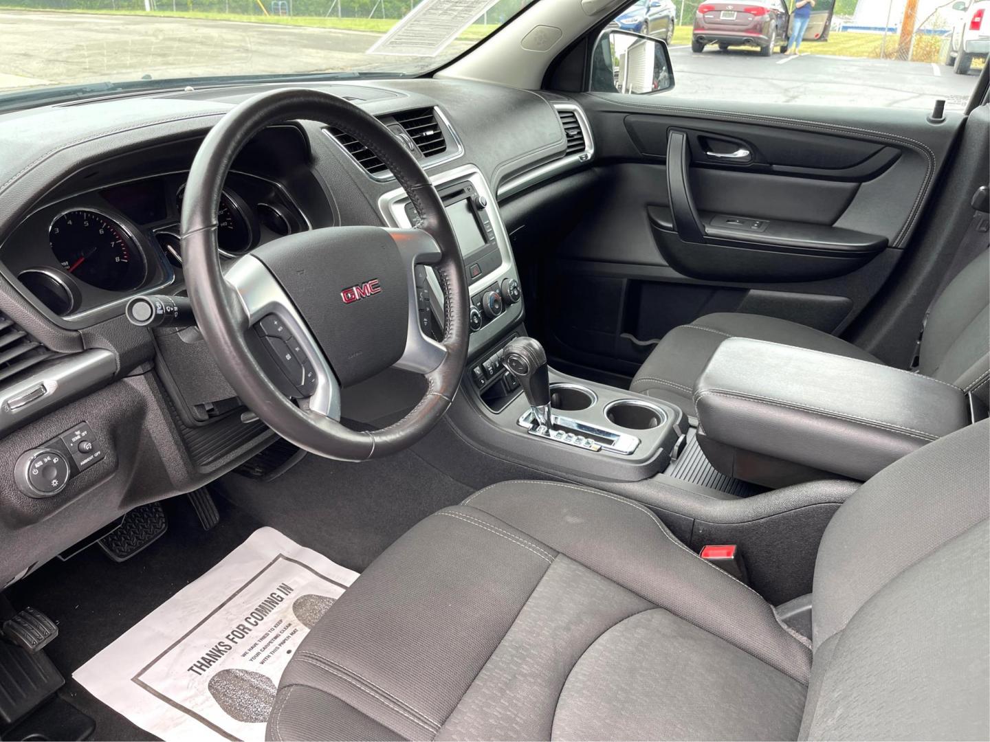 2015 Carbon Black Metallic GMC Acadia SLE-2 AWD (1GKKVPKD8FJ) with an 3.6L V6 DOHC 24V engine, 6-Speed Automatic transmission, located at 1184 Kauffman Ave, Fairborn, OH, 45324, (937) 908-9800, 39.807072, -84.030914 - Photo#8