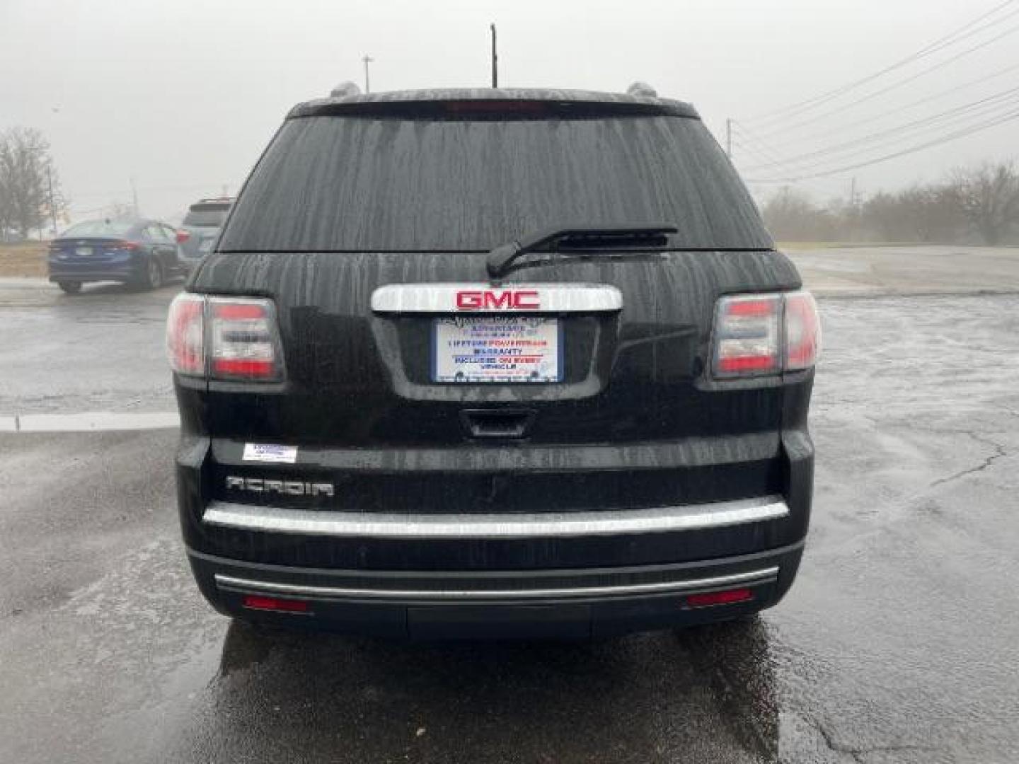 2015 Carbon Black Metallic GMC Acadia SLE-2 FWD (1GKKRPKD3FJ) with an 3.6L V6 DOHC 24V engine, 6-Speed Automatic transmission, located at 1099 N County Rd 25A, Troy, OH, 45373, (937) 908-9800, 40.057079, -84.212883 - Photo#5