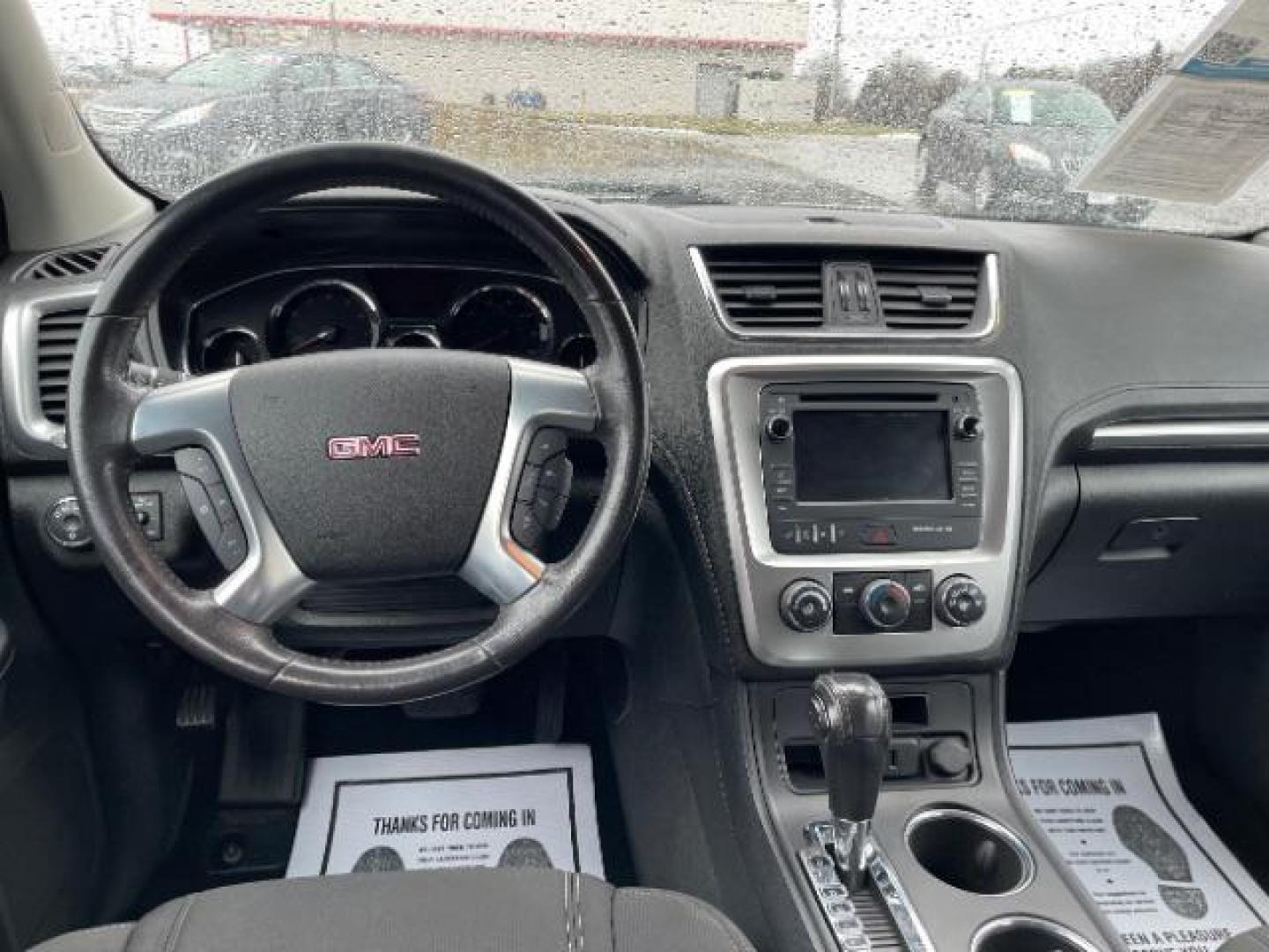 2015 Champagne Silver Metallic GMC Acadia SLE-1 FWD (1GKKRNED9FJ) with an 3.6L V6 DOHC 24V engine, 6-Speed Automatic transmission, located at 1230 East Main St, Xenia, OH, 45385, (937) 908-9800, 39.688026, -83.910172 - Photo#7