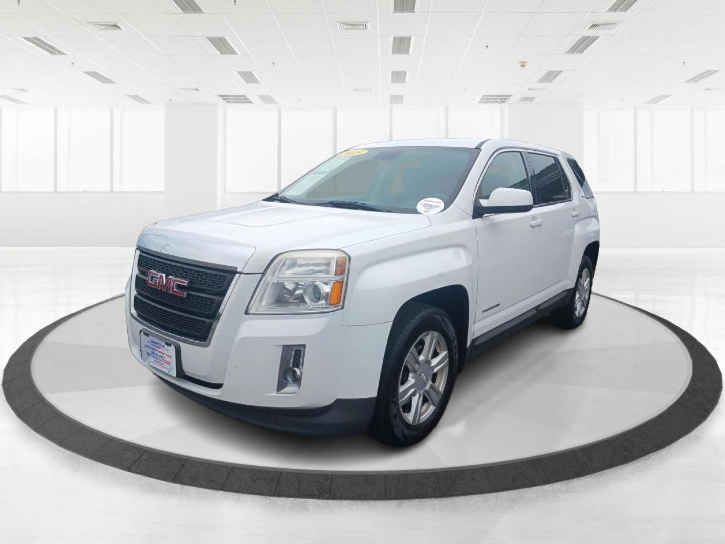 2015 Summit White GMC Terrain (2GKALMEK8F6) with an 2.4L L4 DOHC 16V engine, 6-Speed Automatic transmission, located at 1184 Kauffman Ave, Fairborn, OH, 45324, (937) 908-9800, 39.807072, -84.030914 - Photo#7