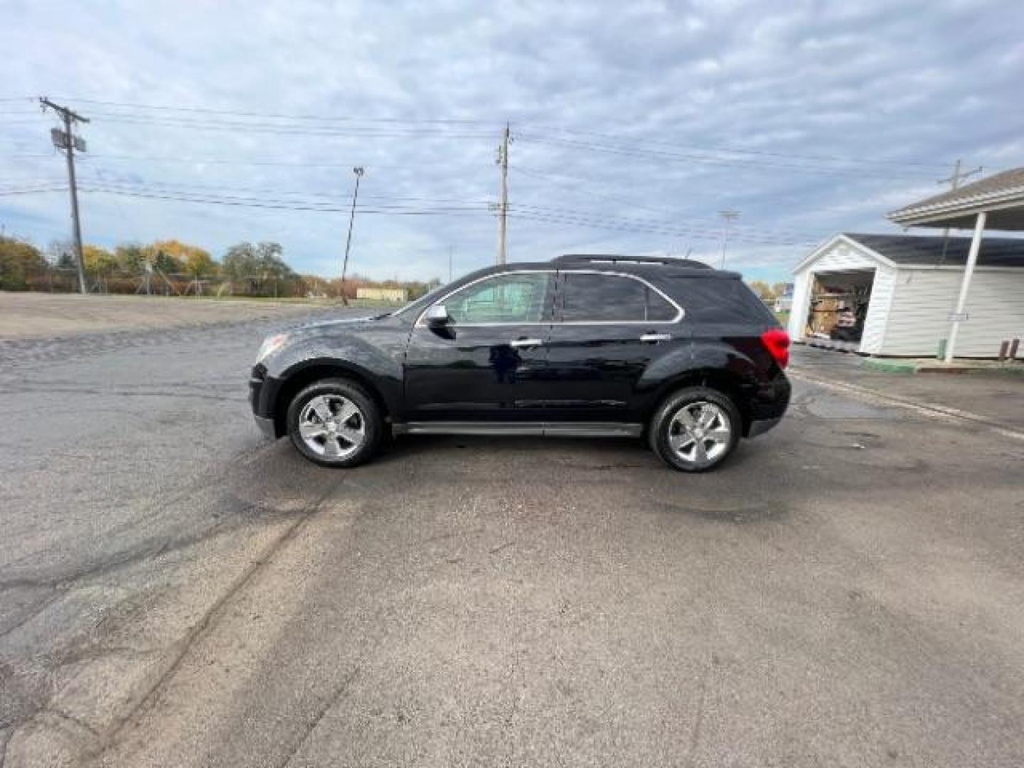 2015 Phantom Black Hyundai Sonata Sport (5NPE34AF2FH) with an 2.4L L4 DOHC 16V engine, 6-Speed Automatic transmission, located at 1184 Kauffman Ave, Fairborn, OH, 45324, (937) 908-9800, 39.807072, -84.030914 - Photo#3