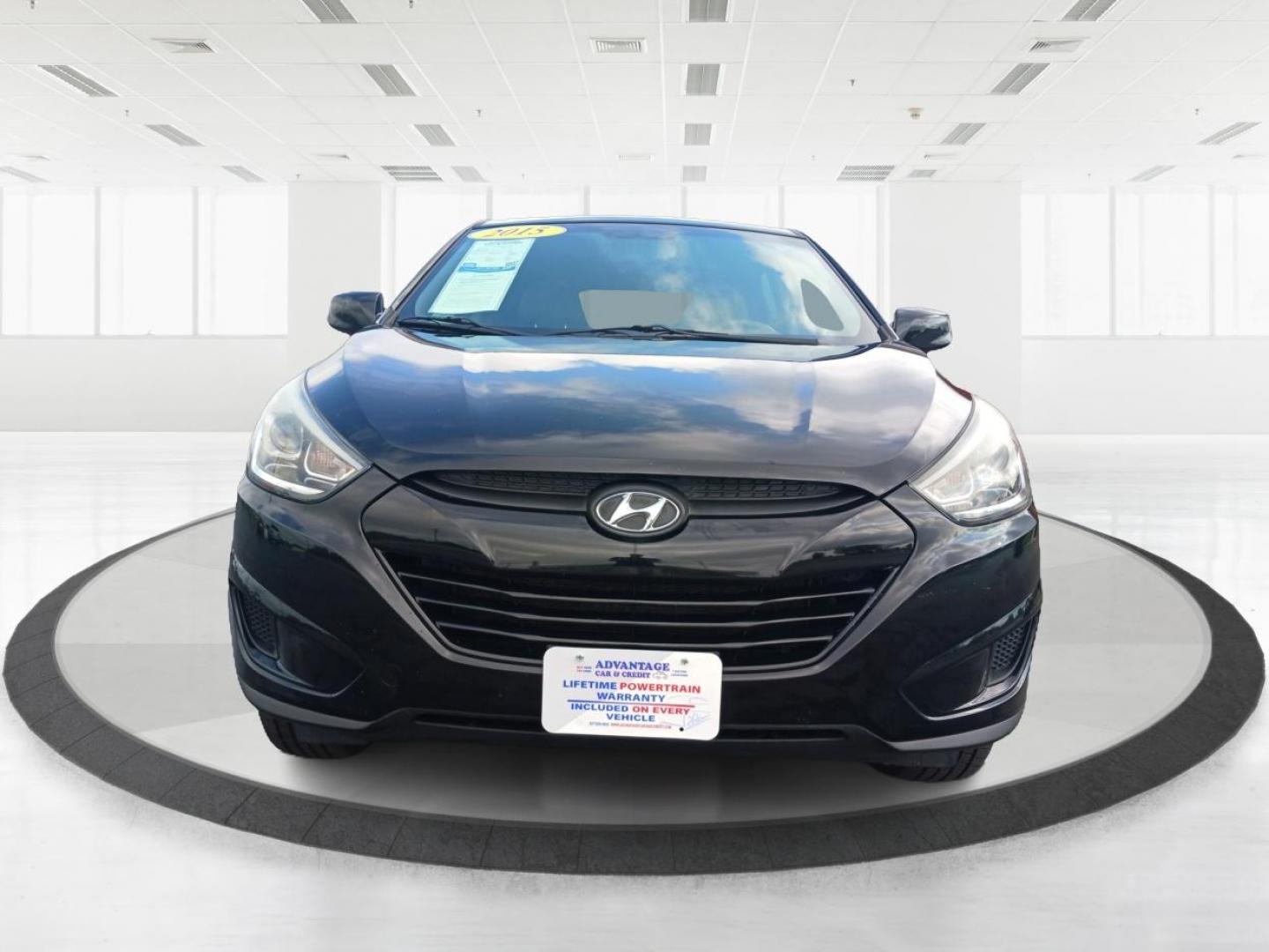 2015 Ash Black Mica Hyundai Tucson (KM8JT3AF9FU) with an 2.0L L4 DOHC 16V engine, 6-Speed Automatic transmission, located at 401 Woodman Dr, Riverside, OH, 45431, (937) 908-9800, 39.760899, -84.123421 - Photo#6