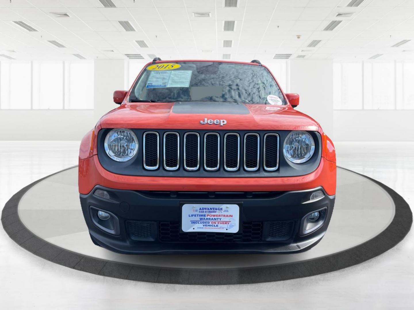 2015 Jeep Renegade Latitude 4WD (ZACCJBBT2FP) with an 2.4L L4 DOHC 16V engine, 6-Speed Manual transmission, located at 1230 East Main St, Xenia, OH, 45385, (937) 908-9800, 39.688026, -83.910172 - 2015 Jeep Renegade Latitude 4WD - Photo#6