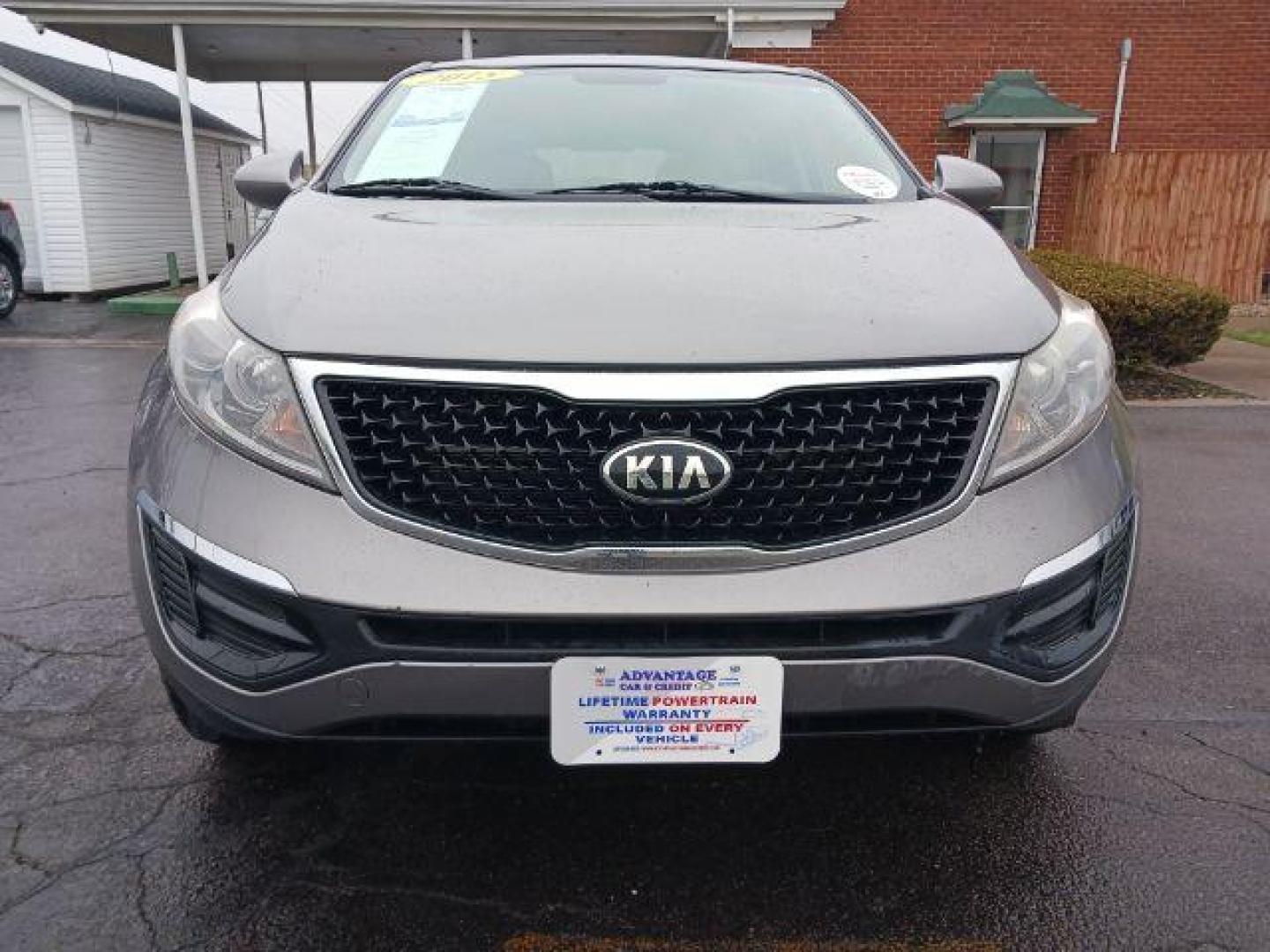 2015 Mineral Silver Kia Sportage LX AWD (KNDPBCAC7F7) with an 2.4L V6 DOHC 24V engine, 6-Speed Automatic transmission, located at 4508 South Dixie Dr, Moraine, OH, 45439, (937) 908-9800, 39.689976, -84.218452 - Photo#1