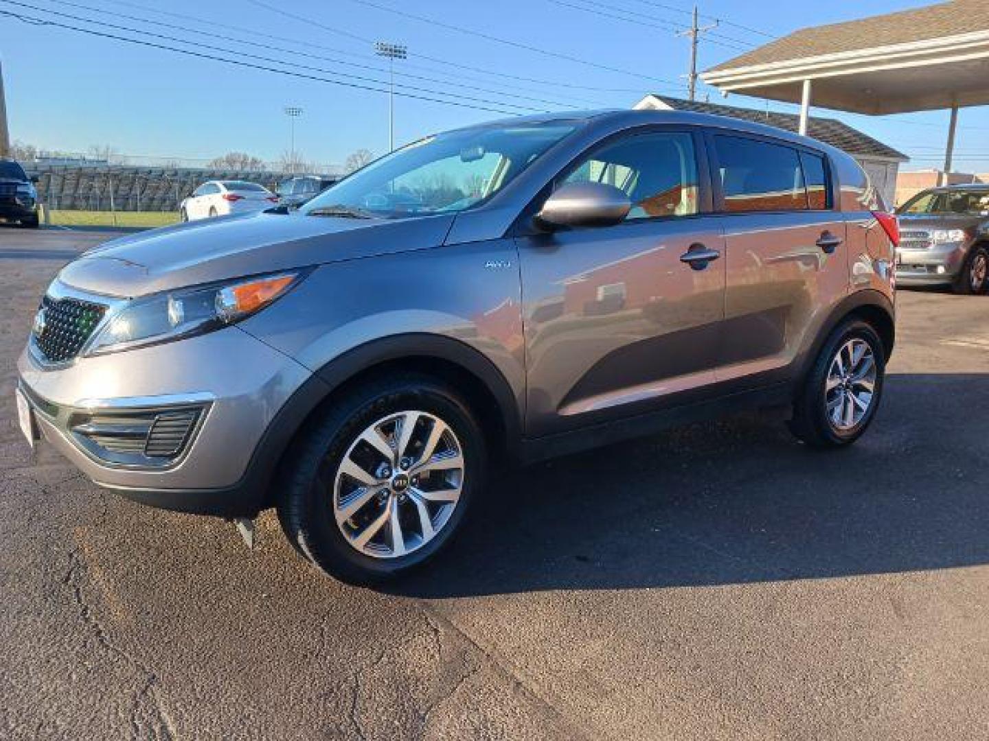 2015 Sand Track Kia Sportage LX AWD (KNDPBCACXF7) with an 2.4L V6 DOHC 24V engine, 6-Speed Automatic transmission, located at 1951 S Dayton Lakeview Rd., New Carlisle, OH, 45344, (937) 908-9800, 39.890999, -84.050255 - Photo#2