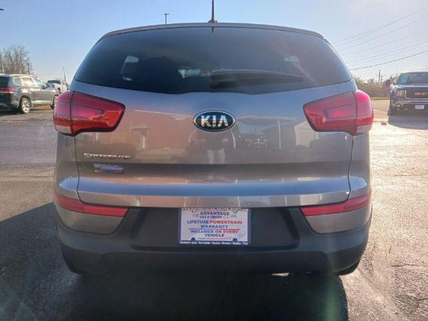 2015 Sand Track Kia Sportage LX AWD (KNDPBCACXF7) with an 2.4L V6 DOHC 24V engine, 6-Speed Automatic transmission, located at 1951 S Dayton Lakeview Rd., New Carlisle, OH, 45344, (937) 908-9800, 39.890999, -84.050255 - Photo#5