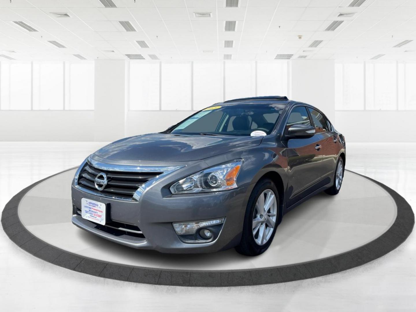 2015 Gun Metallic Nissan Altima 2.5 (1N4AL3AP6FC) with an 2.5L L4 DOHC 16V engine, Continuously Variable Transmission transmission, located at 1951 S Dayton Lakeview Rd., New Carlisle, OH, 45344, (937) 908-9800, 39.890999, -84.050255 - Photo#7