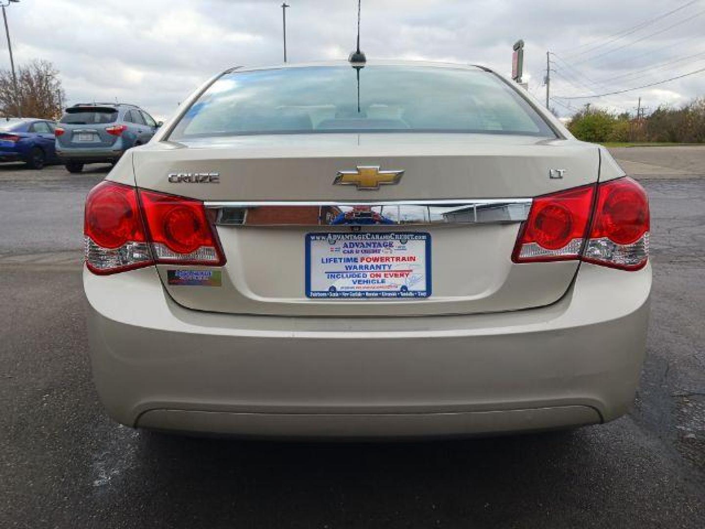 2016 Gold Chevrolet Cruze Limited 1LT Auto (1G1PE5SB0G7) with an 1.4L L4 DOHC 16V TURBO engine, 6-Speed Automatic transmission, located at 1951 S Dayton Lakeview Rd., New Carlisle, OH, 45344, (937) 908-9800, 39.890999, -84.050255 - Photo#5