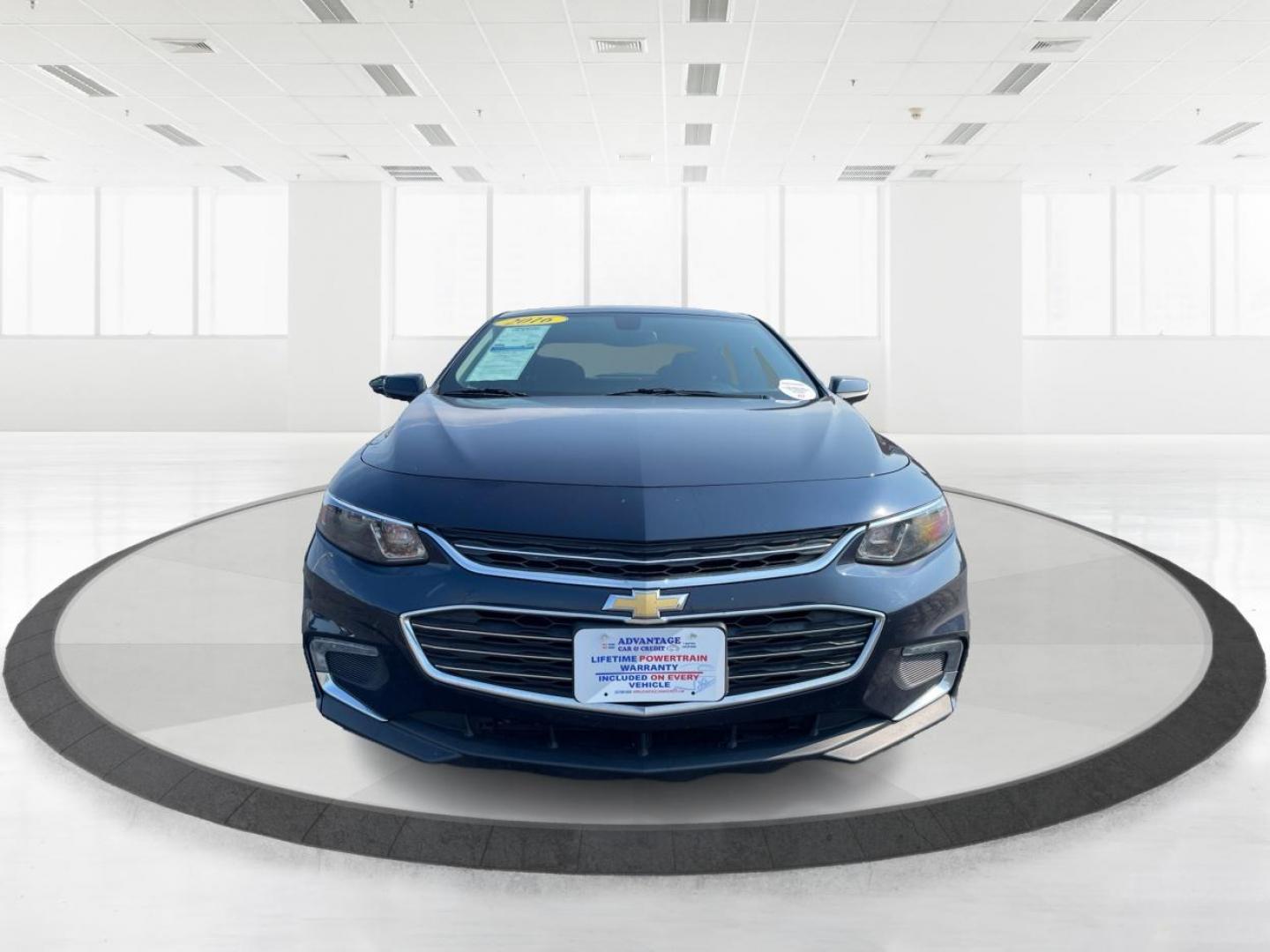 2016 Blue Velvet Metallic Chevrolet Malibu 1LT (1G1ZE5ST7GF) with an 1.5L L4 DOHC 16V engine, 6-Speed Automatic transmission, located at 880 E. National Road, Vandalia, OH, 45377, (937) 908-9800, 39.891918, -84.183594 - Photo#6