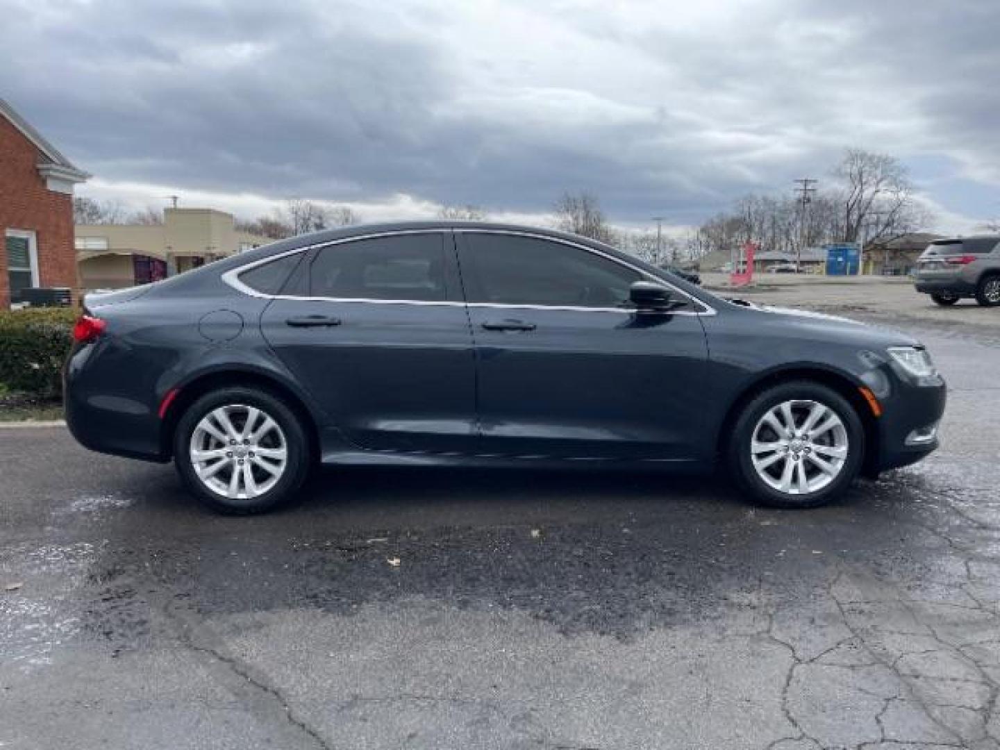 2016 Granite Crystal Metallic Clear Coat Chrysler 200 Limited (1C3CCCAB2GN) with an 2.4L L4 DOHC 16V engine, 9-Speed Automatic transmission, located at 1951 S Dayton Lakeview Rd., New Carlisle, OH, 45344, (937) 908-9800, 39.890999, -84.050255 - Photo#5