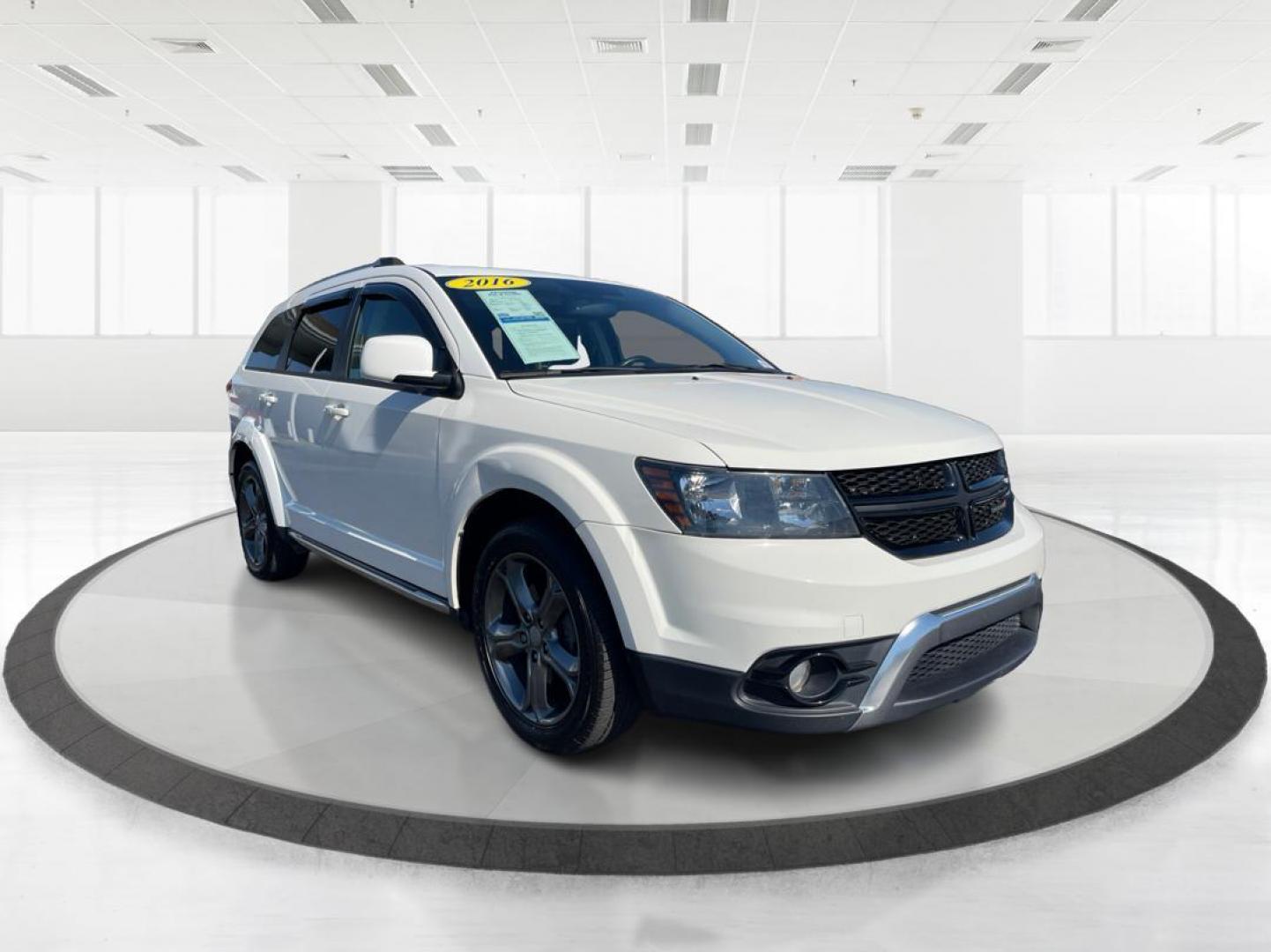 2016 White Dodge Journey Crossroad FWD (3C4PDCGG6GT) with an 3.6L V6 DOHC 24V engine, 6-Speed Automatic transmission, located at 1184 Kauffman Ave, Fairborn, OH, 45324, (937) 908-9800, 39.807072, -84.030914 - Photo#0