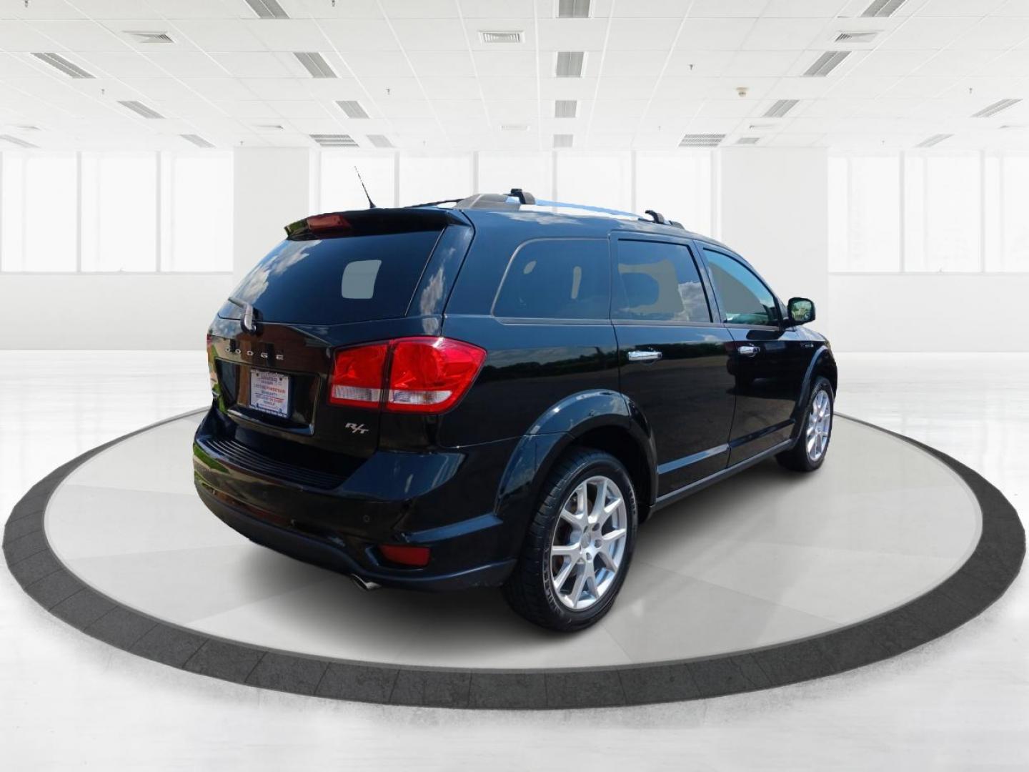 2016 Pitch Black Clear Coat Dodge Journey (3C4PDDFG6GT) with an 3.6L V6 DOHC 24V engine, 6-Speed Automatic transmission, located at 880 E. National Road, Vandalia, OH, 45377, (937) 908-9800, 39.891918, -84.183594 - Photo#2