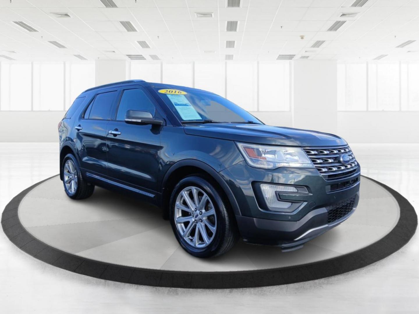 2016 Ford Explorer Limited 4WD (1FM5K8F8XGG) with an 3.5L V6 DOHC 24V engine, 6-Speed Automatic transmission, located at 1951 S Dayton Lakeview Rd., New Carlisle, OH, 45344, (937) 908-9800, 39.890999, -84.050255 - Third Row - Photo#0