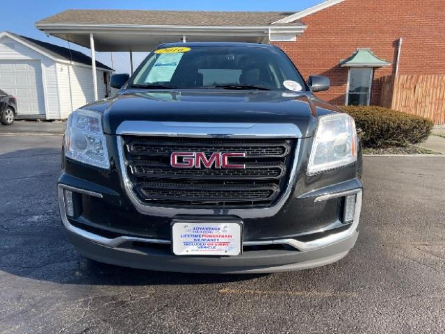 2016 Onyx Black GMC Terrain SLE2 AWD (2GKFLTEK4G6) with an 2.4L L4 DOHC 16V engine, 6-Speed Automatic transmission, located at 401 Woodman Dr, Riverside, OH, 45431, (937) 908-9800, 39.760899, -84.123421 - Photo#4