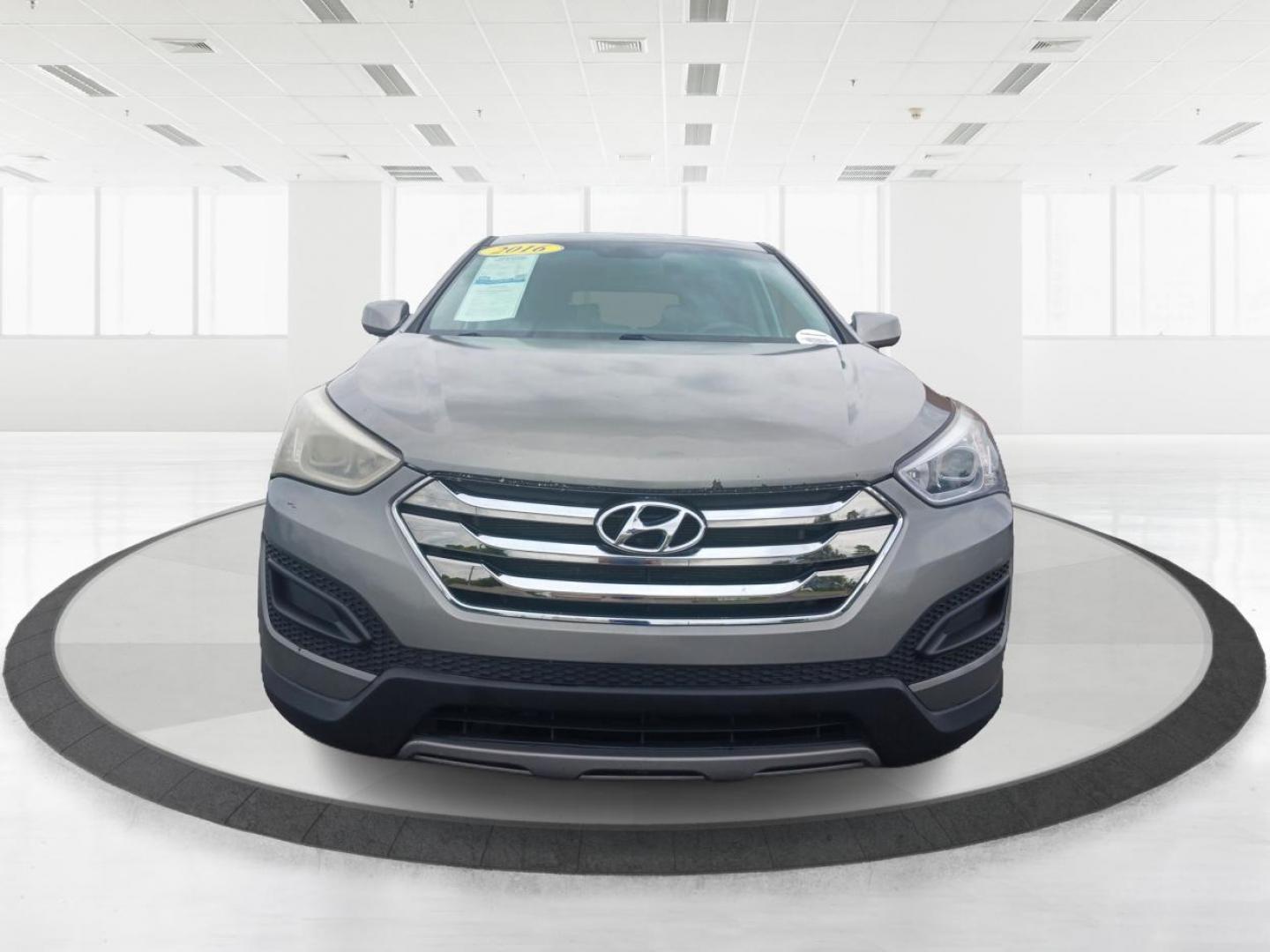 2016 Hyundai Santa Fe Sport 2.4 FWD (5XYZT3LB2GG) with an 2.4L L4 DOHC 16V engine, 6-Speed Automatic transmission, located at 1184 Kauffman Ave, Fairborn, OH, 45324, (937) 908-9800, 39.807072, -84.030914 - 2016 Hyundai Santa Fe Sport 2.4 FWD - Photo#6