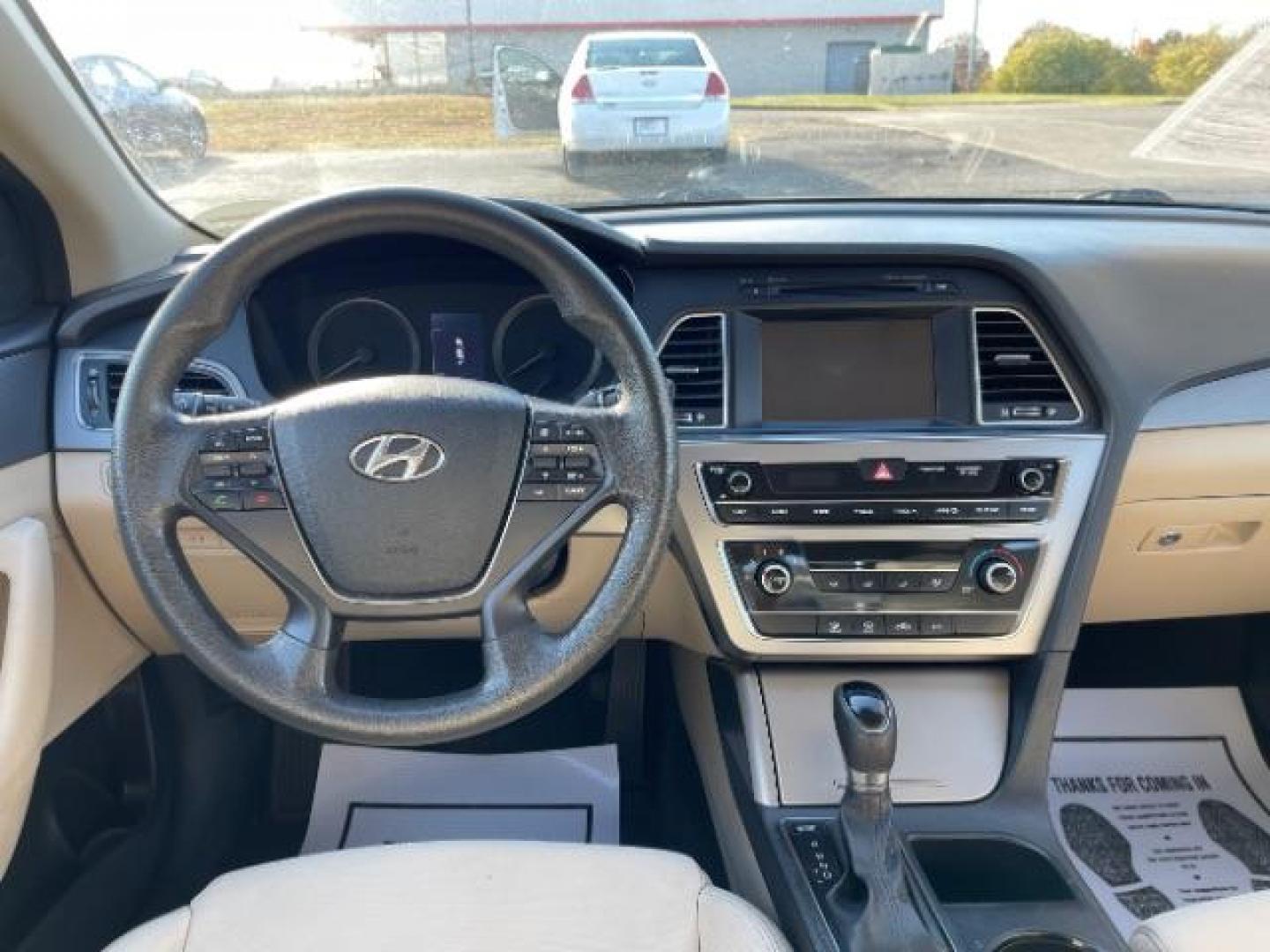 2016 Dark Truffle Hyundai Sonata SE (5NPE24AF3GH) with an 2.4L L4 DOHC 16V engine, 7-Speed Automatic transmission, located at 1099 N County Rd 25A, Troy, OH, 45373, (937) 908-9800, 40.057079, -84.212883 - Photo#6