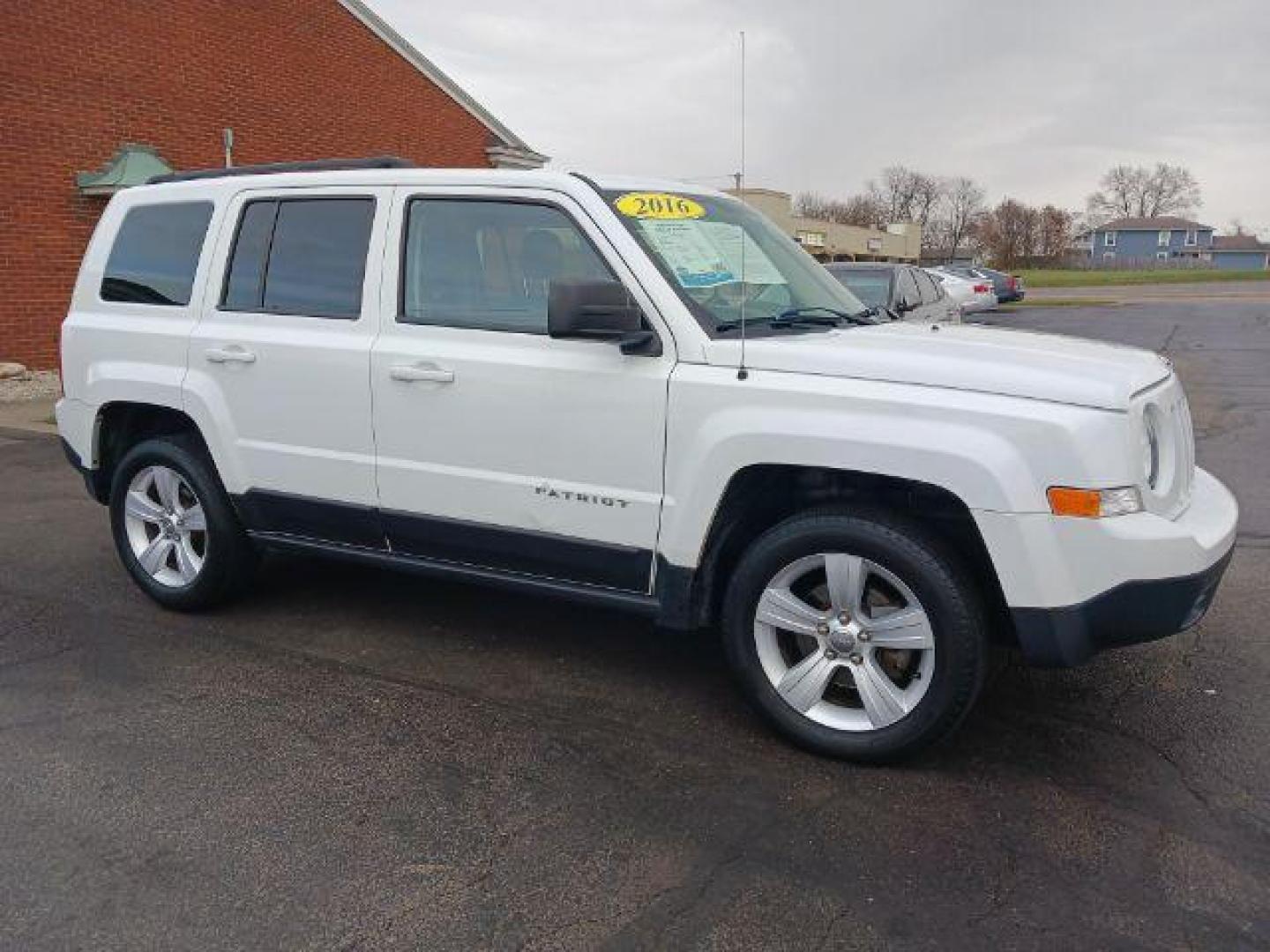 2016 White Jeep Patriot Latitude 4WD (1C4NJRFB7GD) with an 2.4L L4 DOHC 16V engine, located at 1951 S Dayton Lakeview Rd., New Carlisle, OH, 45344, (937) 908-9800, 39.890999, -84.050255 - Photo#0