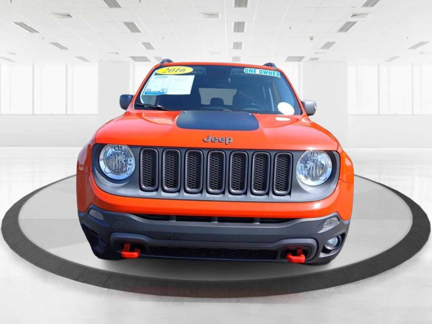 2016 Omaha Orange Jeep Renegade Trailhawk (ZACCJBCTXGP) with an 2.4L L4 DOHC 16V engine, 9-Speed Automatic transmission, located at 1230 East Main St, Xenia, OH, 45385, (937) 908-9800, 39.688026, -83.910172 - Photo#6