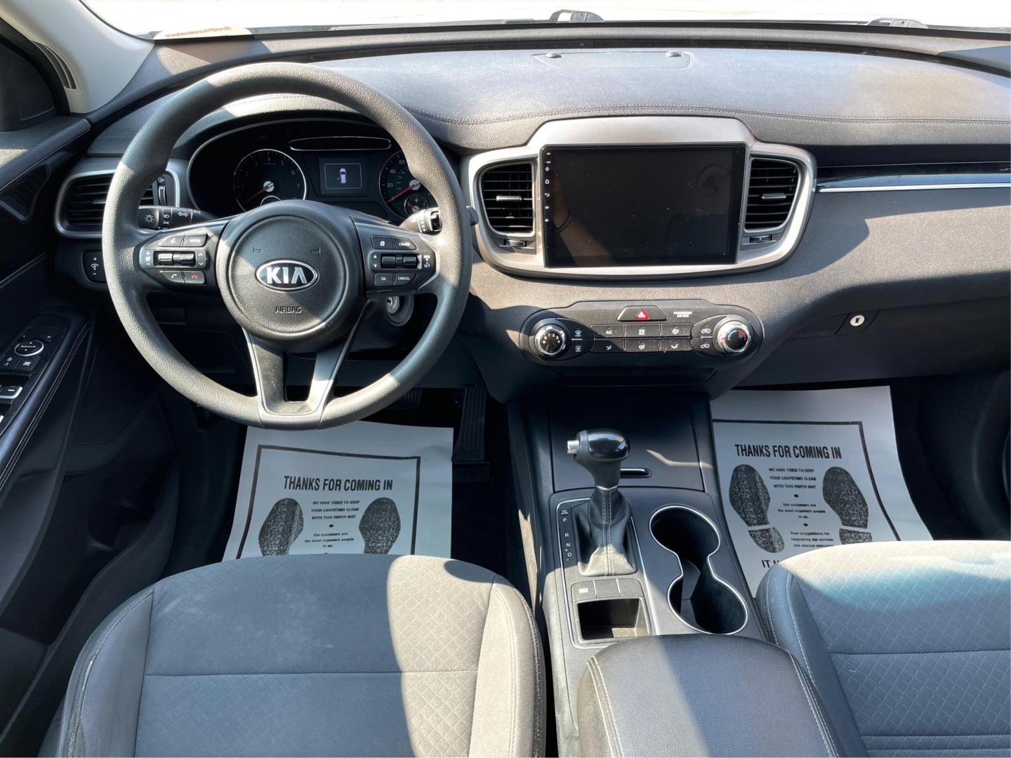 2016 Sparkling Silver Kia Sorento (5XYPG4A31GG) with an 2.4L L4 DOHC 16V engine, 6-Speed Automatic transmission, located at 4508 South Dixie Dr, Moraine, OH, 45439, (937) 908-9800, 39.689976, -84.218452 - Photo#19