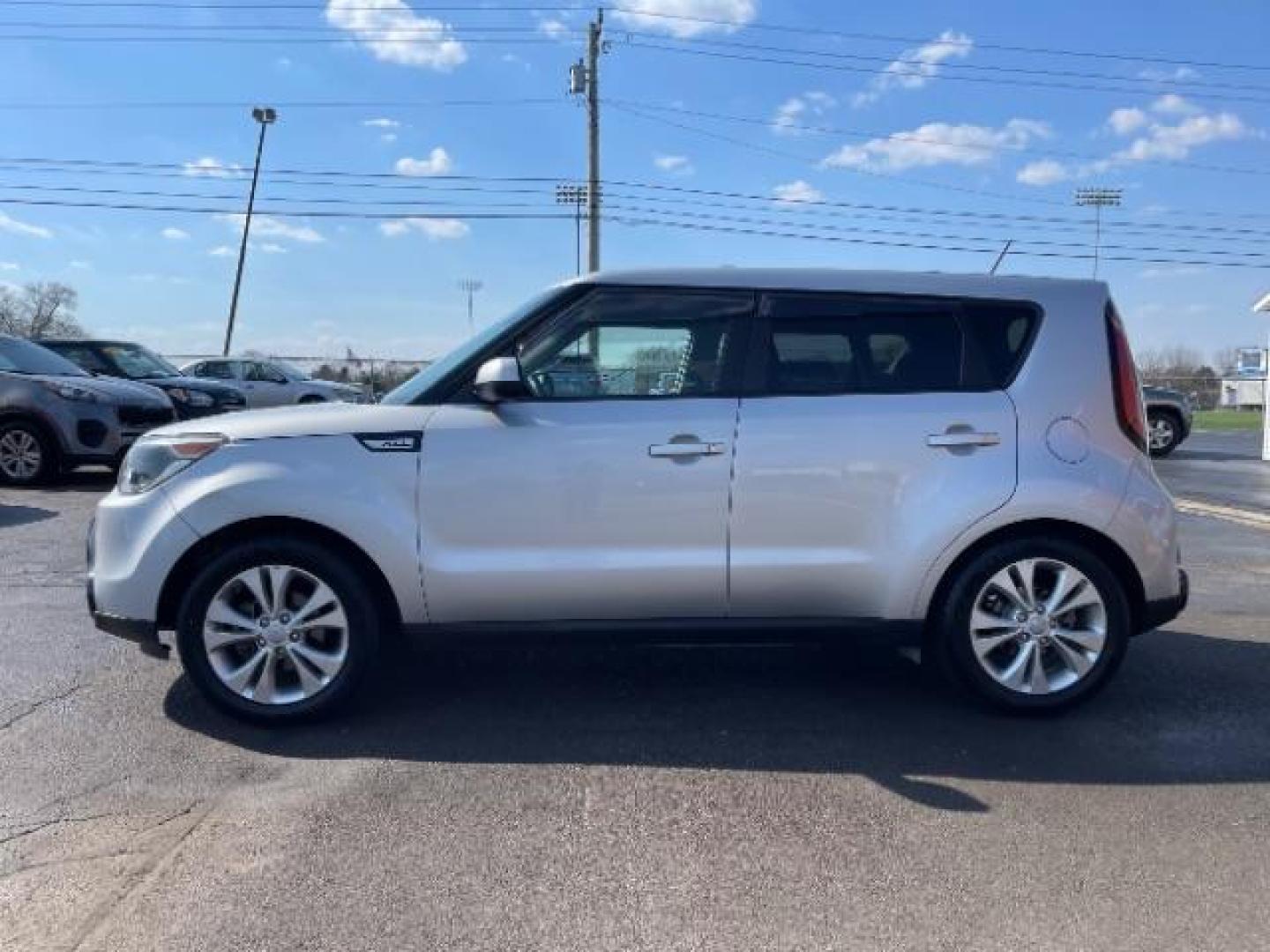 2016 Kia Soul + (KNDJP3A55G7) with an 2.0L L4 DOHC 16V engine, 6-Speed Automatic transmission, located at 8750 N County Rd 25A, Piqua, OH, 45356, (937) 908-9800, 40.164391, -84.232513 - 2016 Kia Soul + - Photo#4