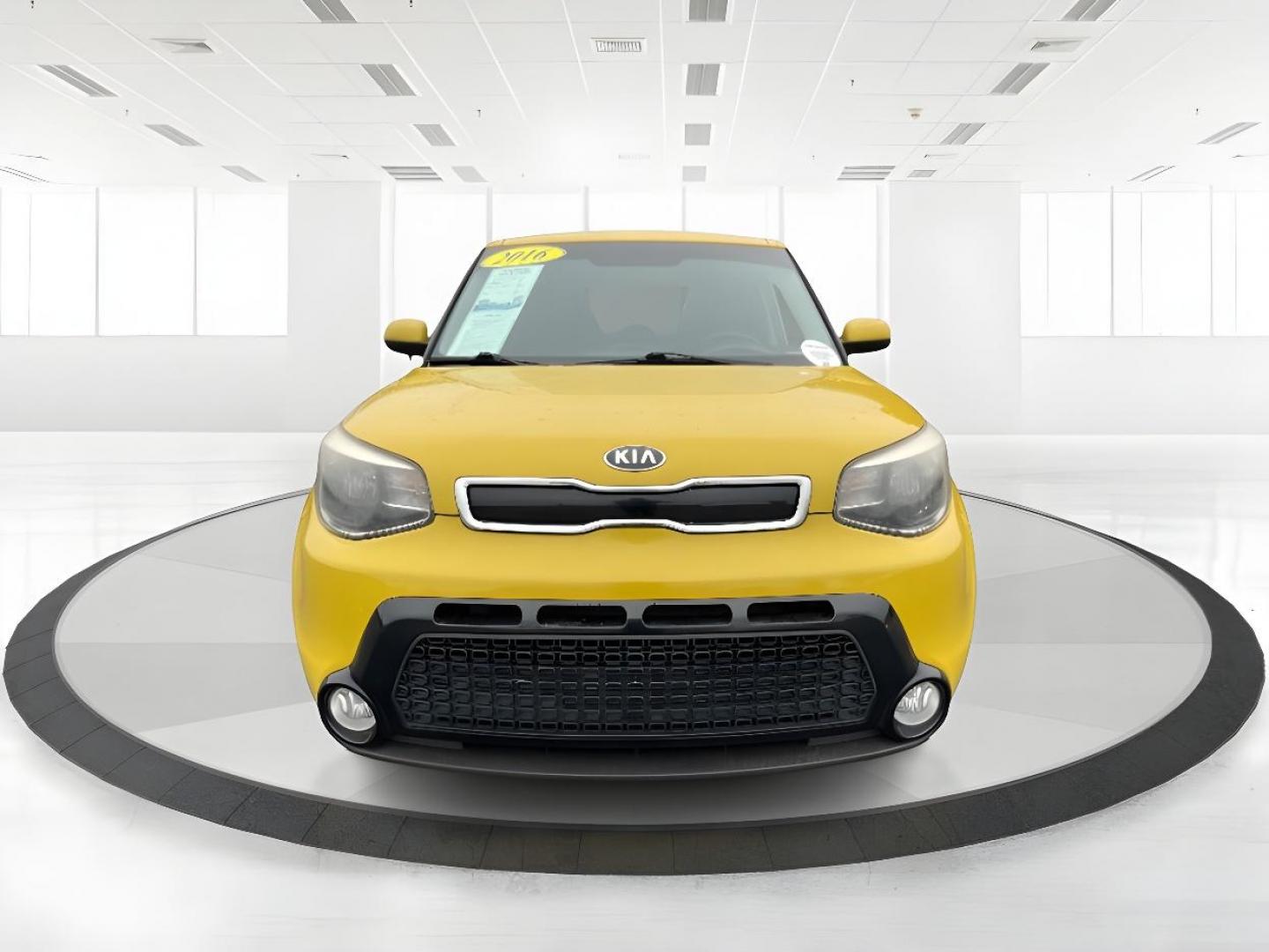 2016 Solar Yellow Kia Soul (KNDJP3A51G7) with an 2.0L L4 DOHC 16V engine, 6-Speed Automatic transmission, located at 1099 N County Rd 25A, Troy, OH, 45373, (937) 908-9800, 40.057079, -84.212883 - Photo#4