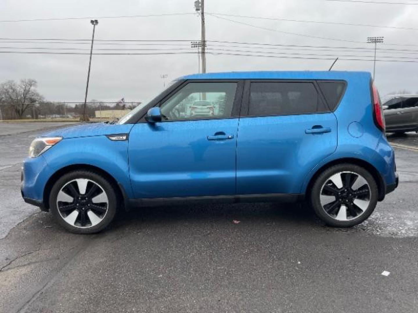 2016 Fathom Blue Kia Soul + (KNDJP3A52G7) with an 2.0L L4 DOHC 16V engine, 6-Speed Automatic transmission, located at 401 Woodman Dr, Riverside, OH, 45431, (937) 908-9800, 39.760899, -84.123421 - Photo#5